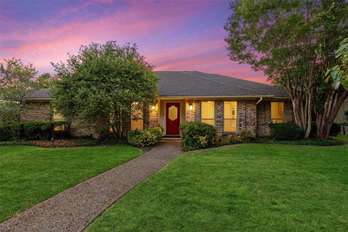 2501 Plumdale Drive Carrollton TX 75006