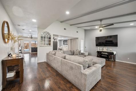 2709 High Plateau Drive Garland TX 75044