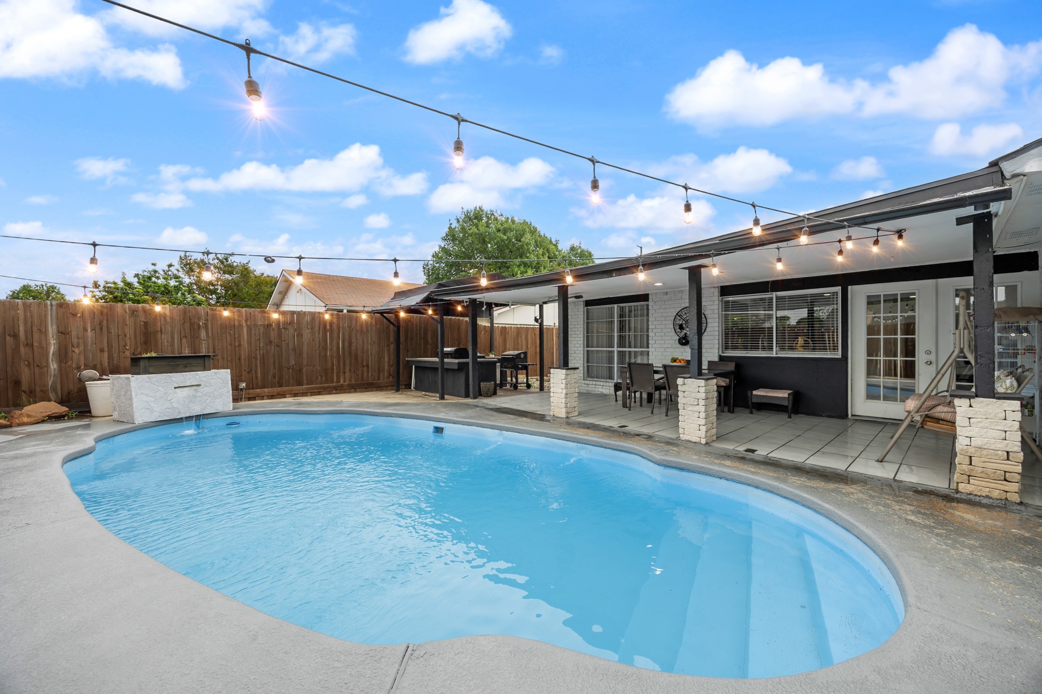 2709 High Plateau Drive Garland TX 75044