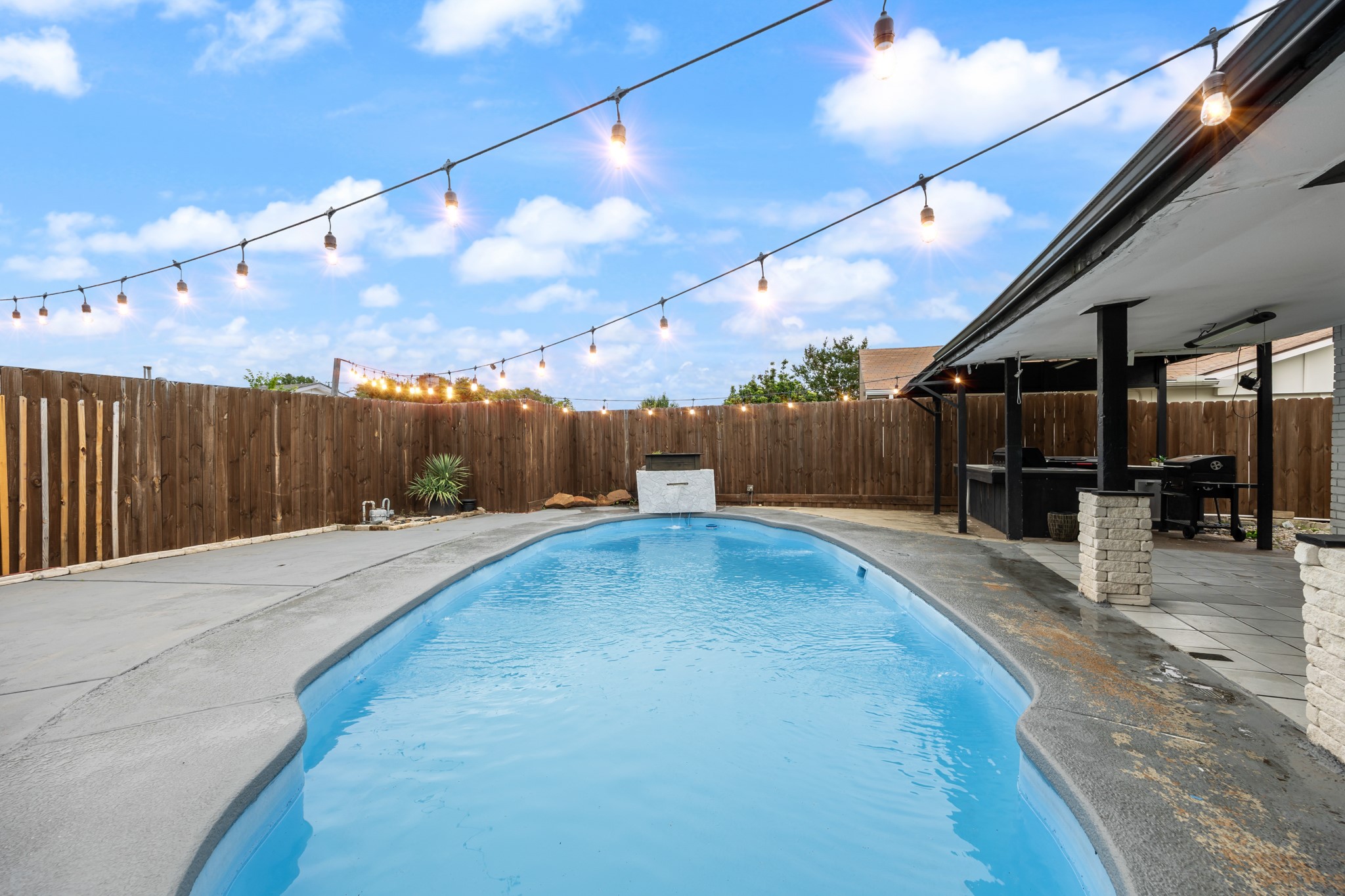 2709 High Plateau Drive Garland TX 75044