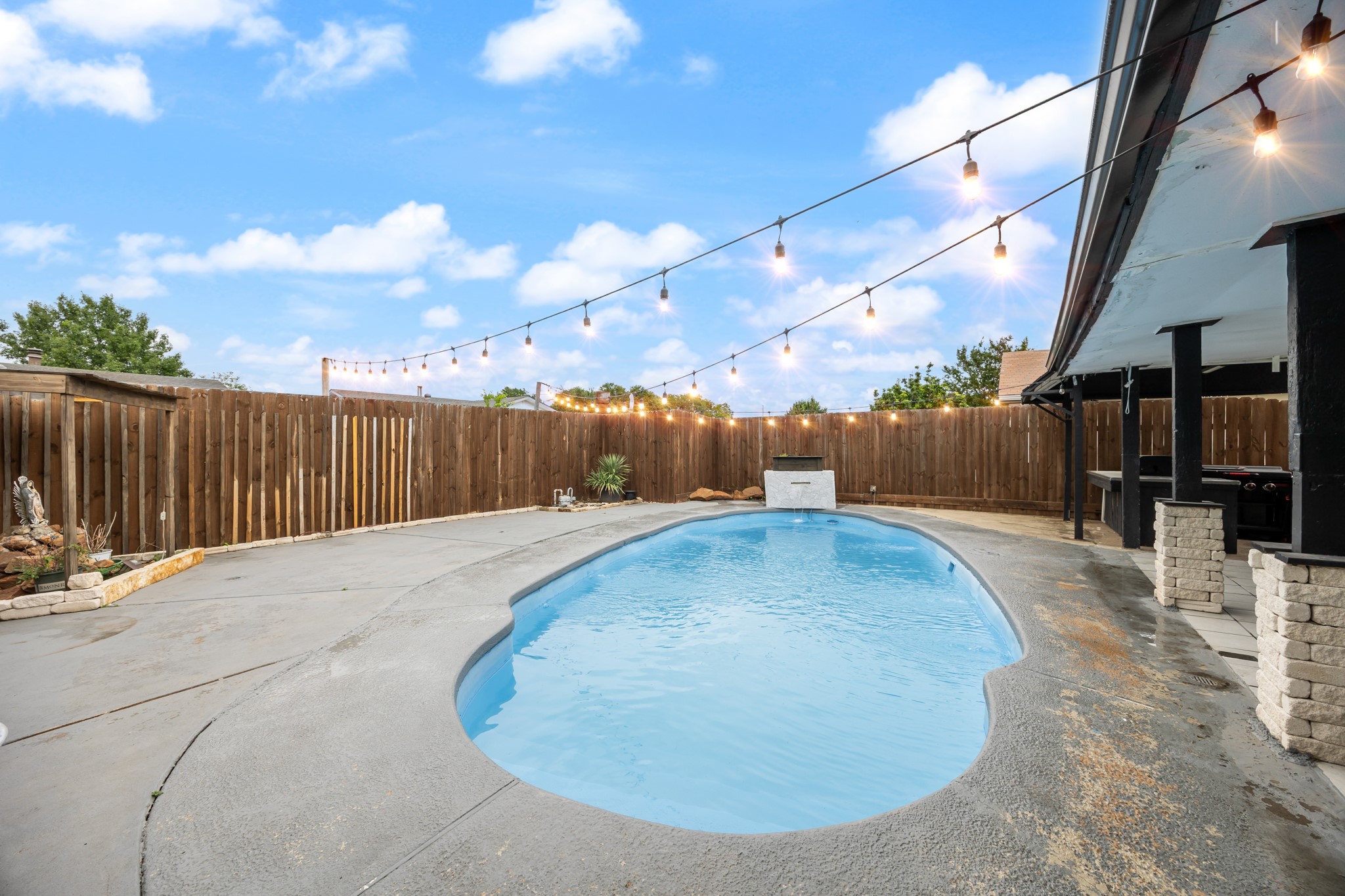 2709 High Plateau Drive Garland TX 75044