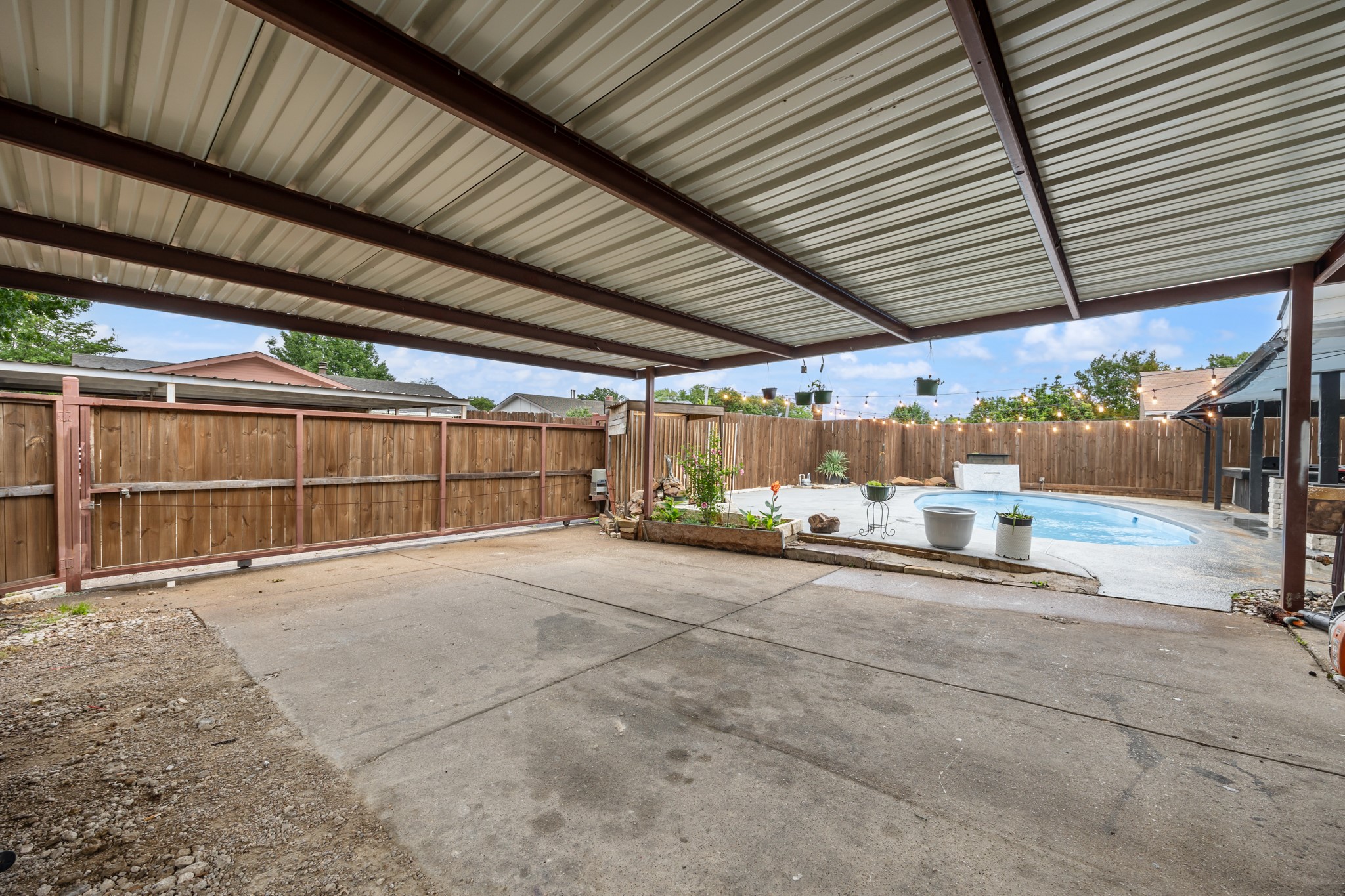 2709 High Plateau Drive Garland TX 75044