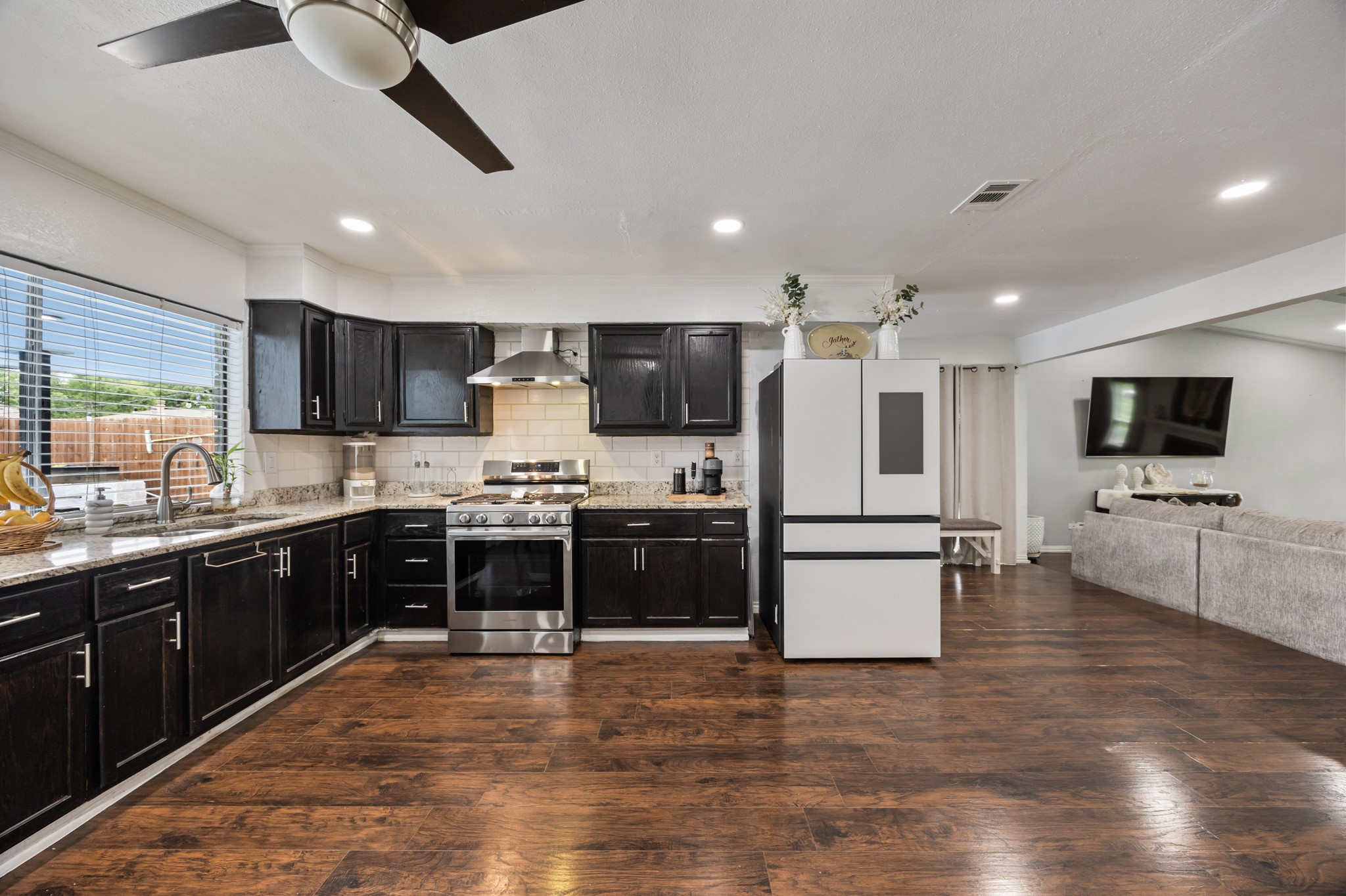 2709 High Plateau Drive Garland TX 75044