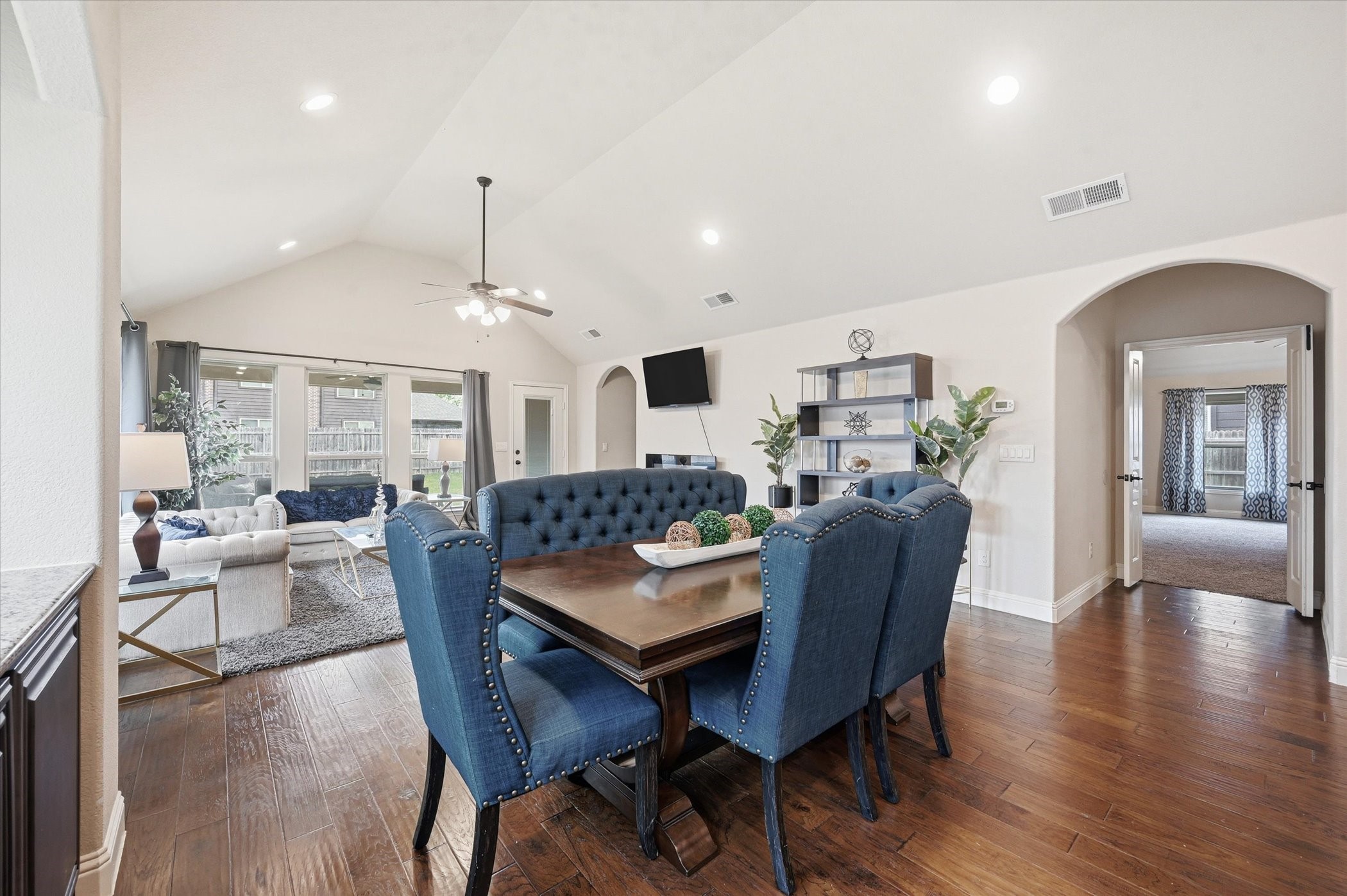 1113 Planters Way Waxahachie TX 75165
