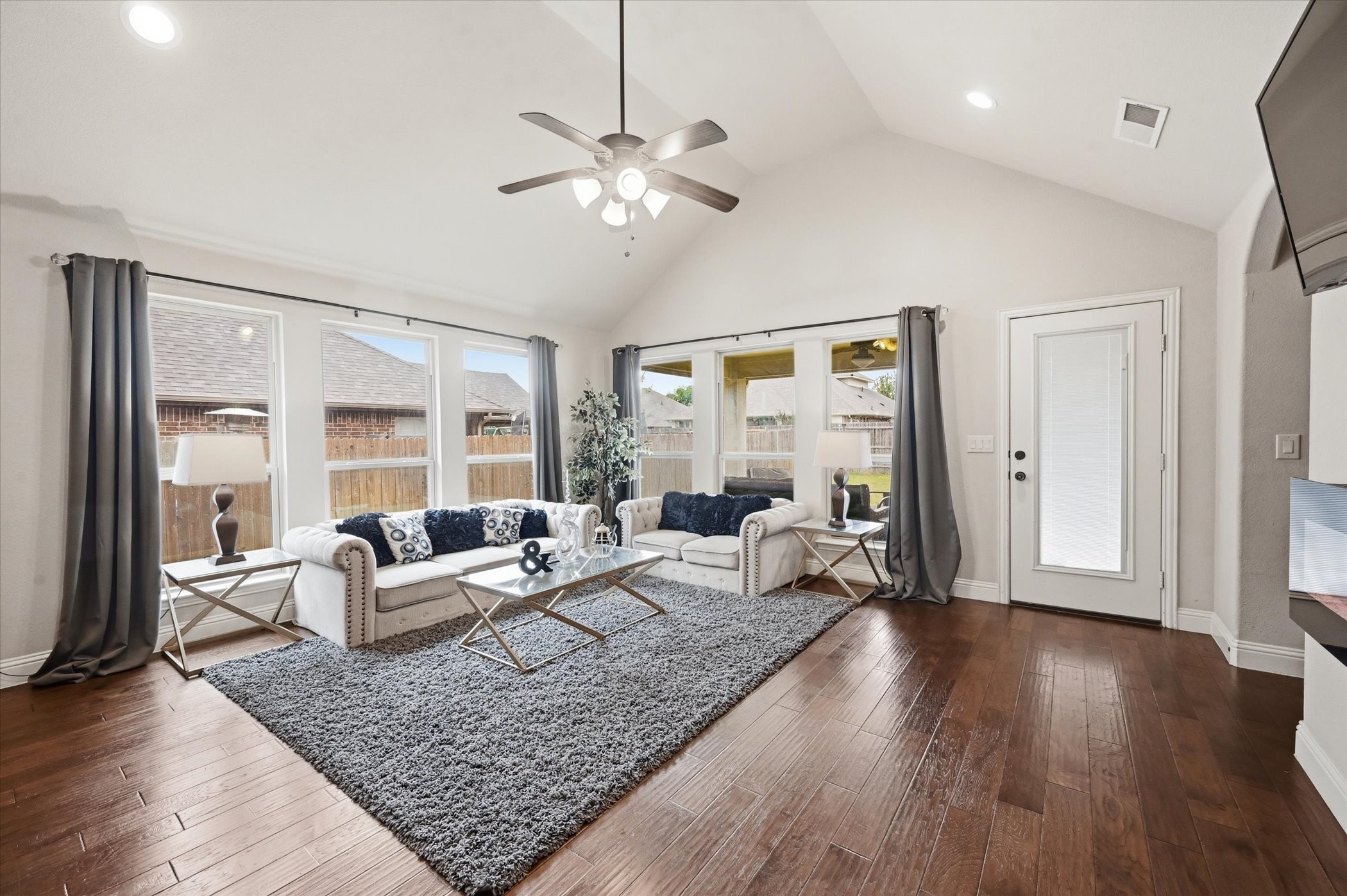 1113 Planters Way Waxahachie TX 75165