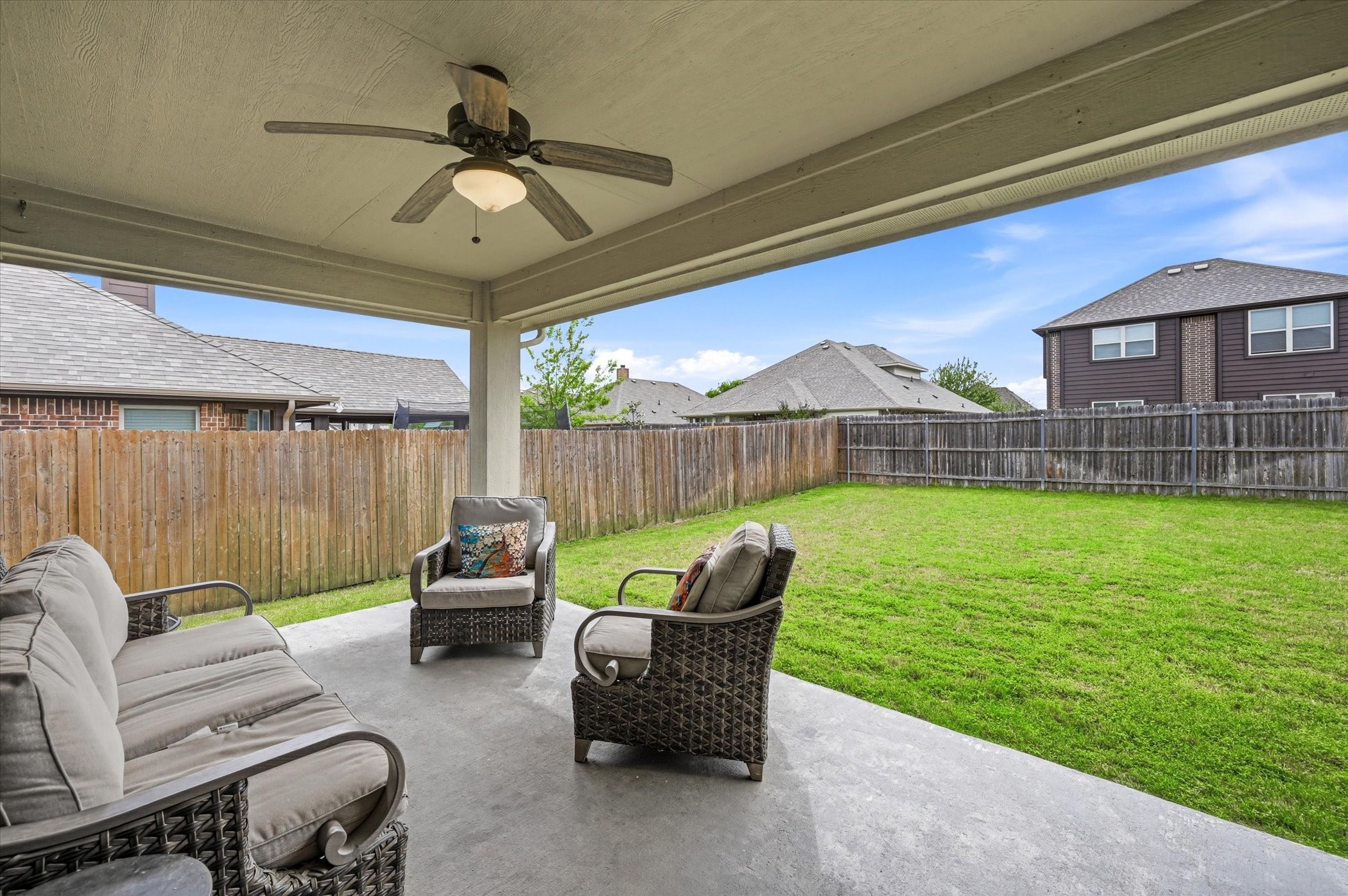 1113 Planters Way Waxahachie TX 75165