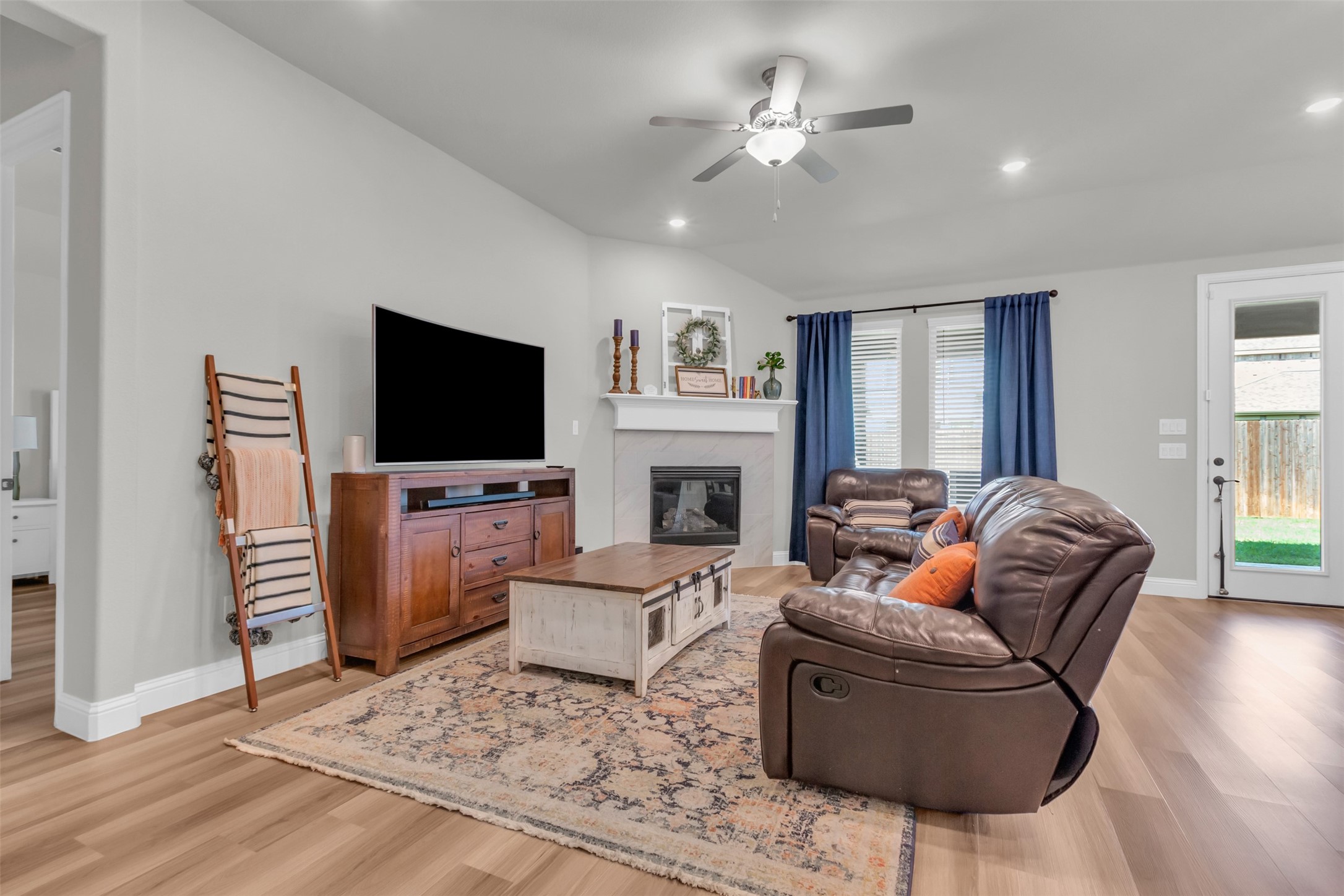 2105 Chapman Lane Little Elm TX 75068