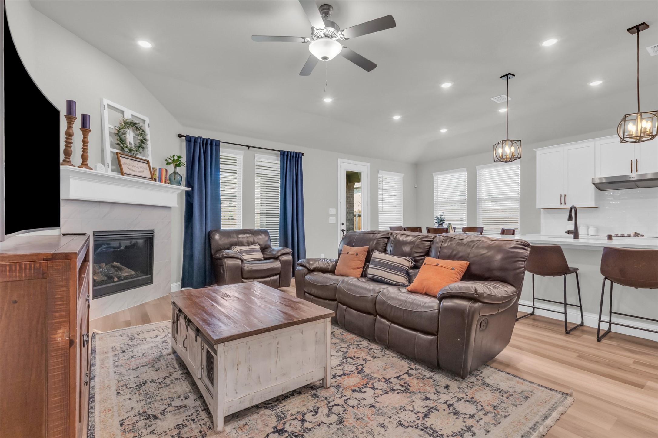 2105 Chapman Lane Little Elm TX 75068