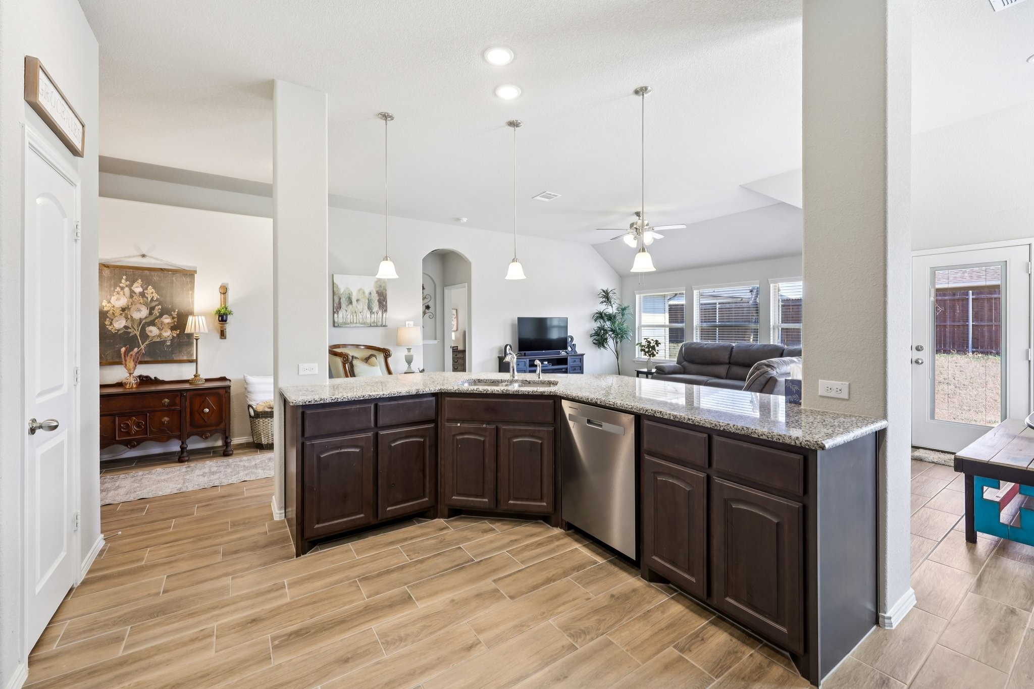 212 Magnolia Drive Azle TX 76020