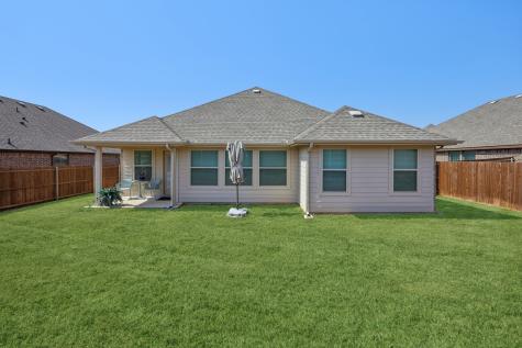 212 Magnolia Drive Azle TX 76020