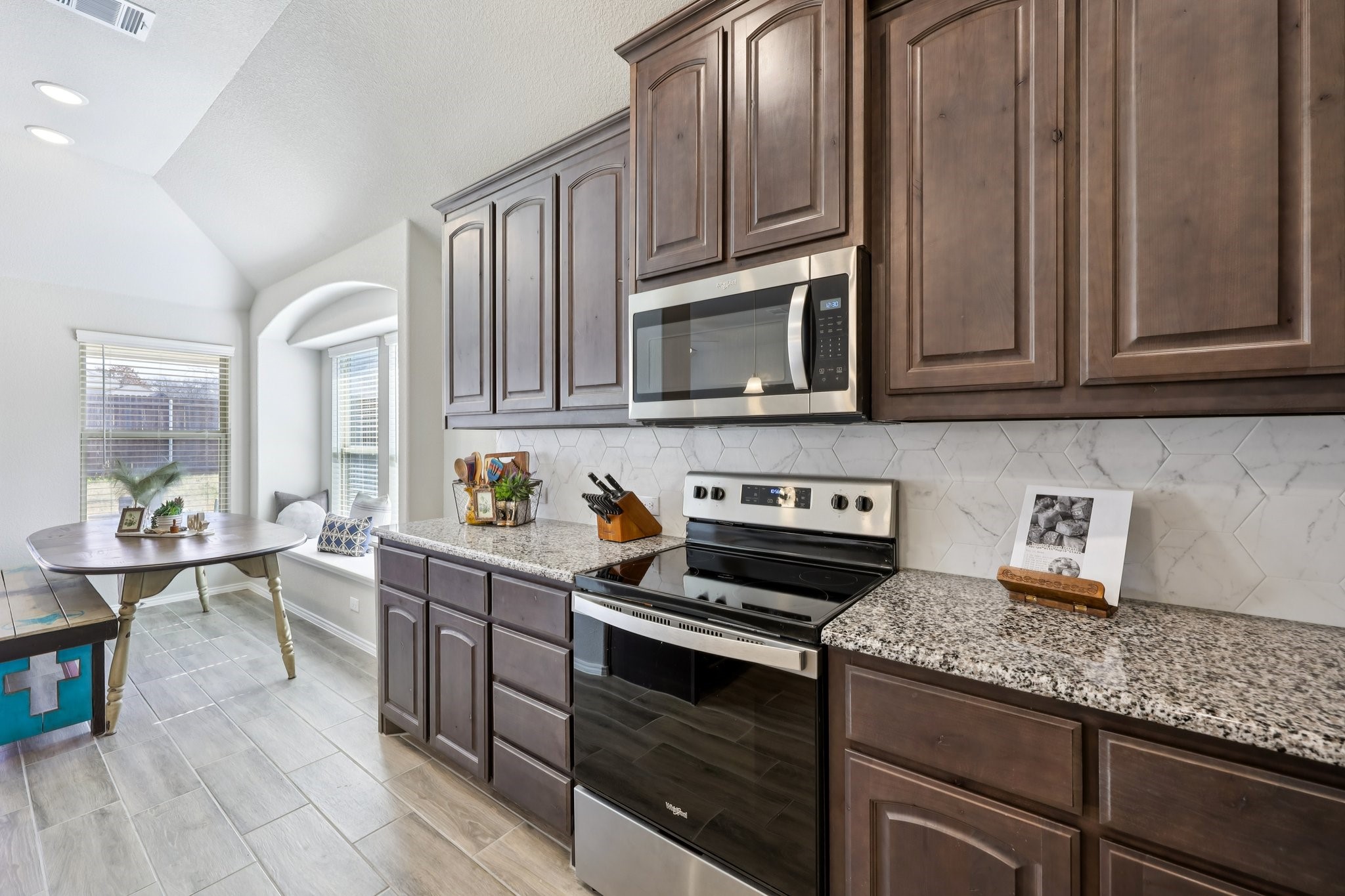 212 Magnolia Drive Azle TX 76020
