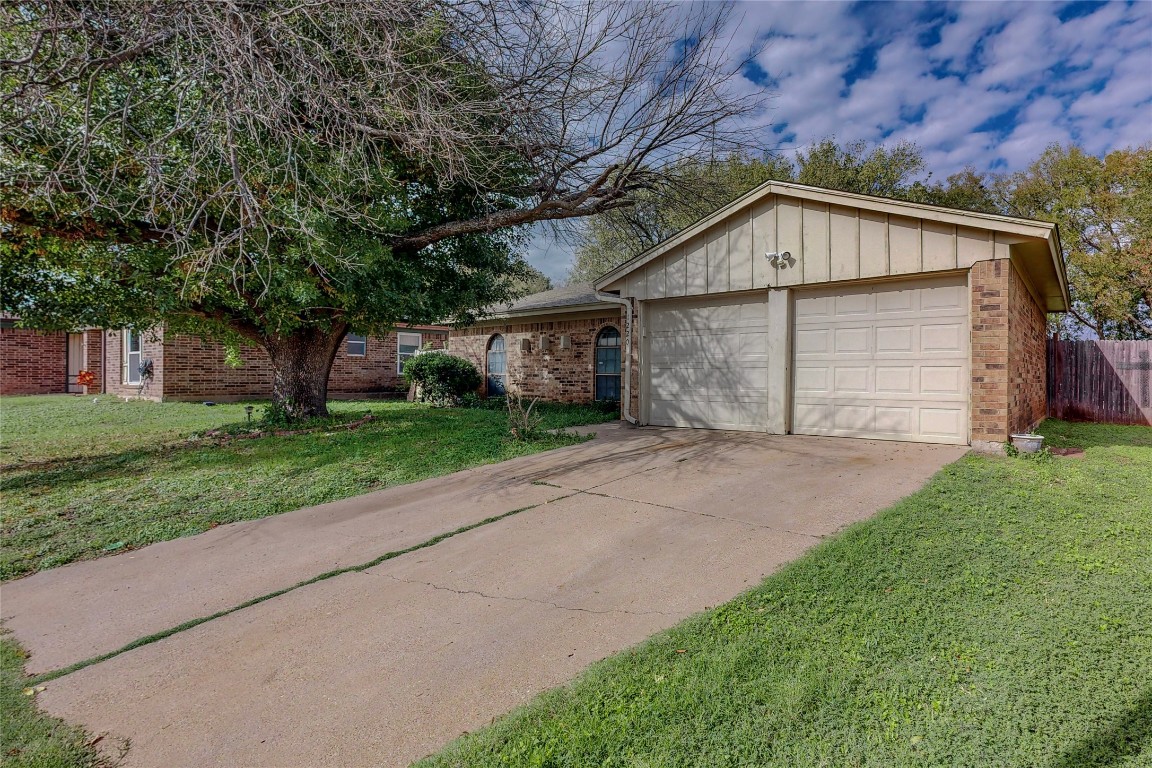 1220 Steinburg Lane Fort Worth TX 76134