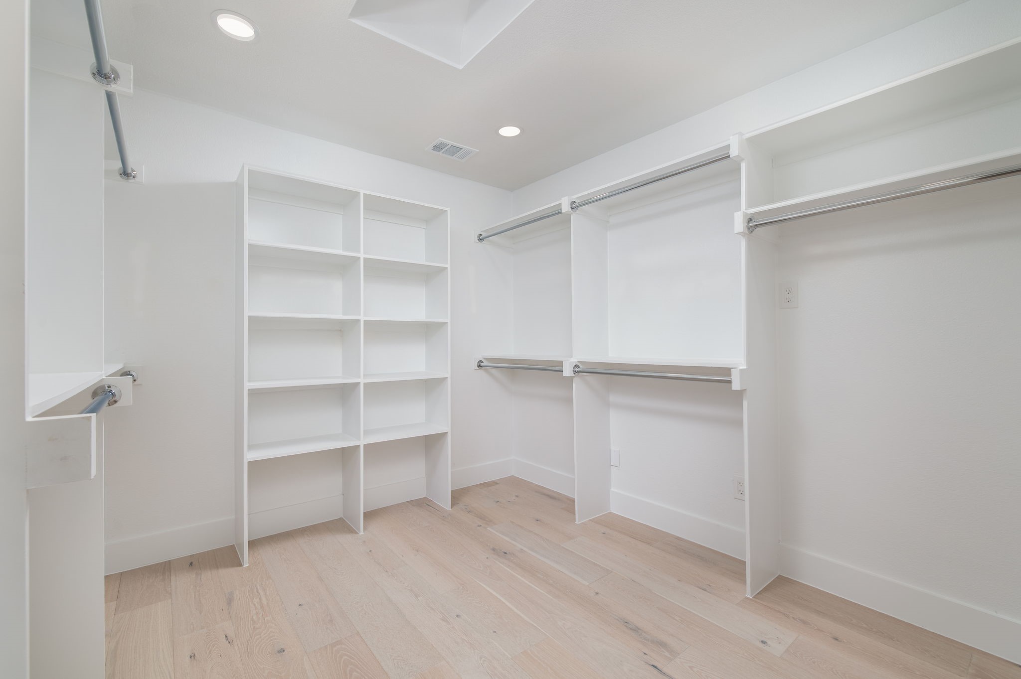 12151 Crestline Avenue Dallas TX 75244