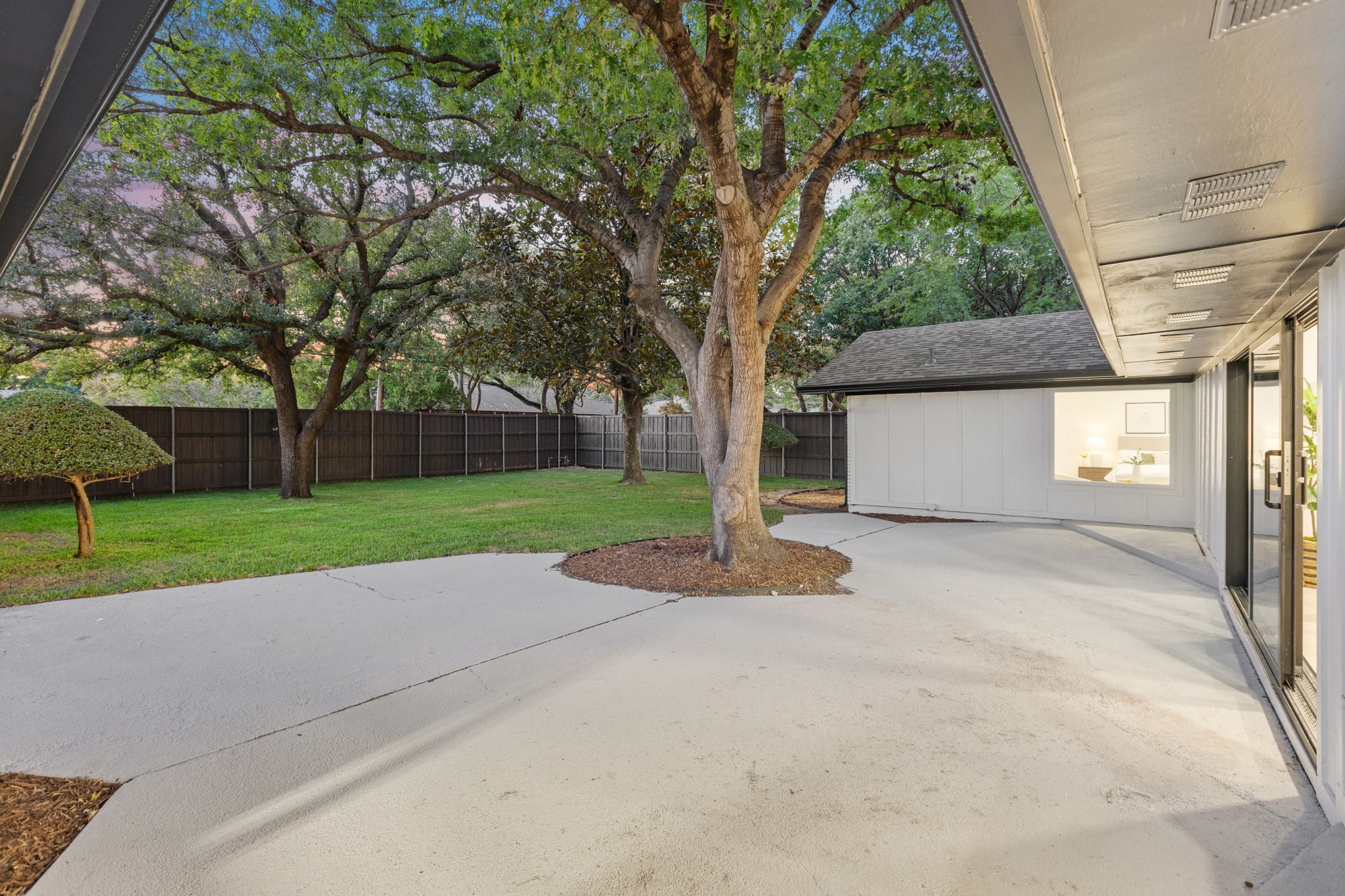 12151 Crestline Avenue Dallas TX 75244