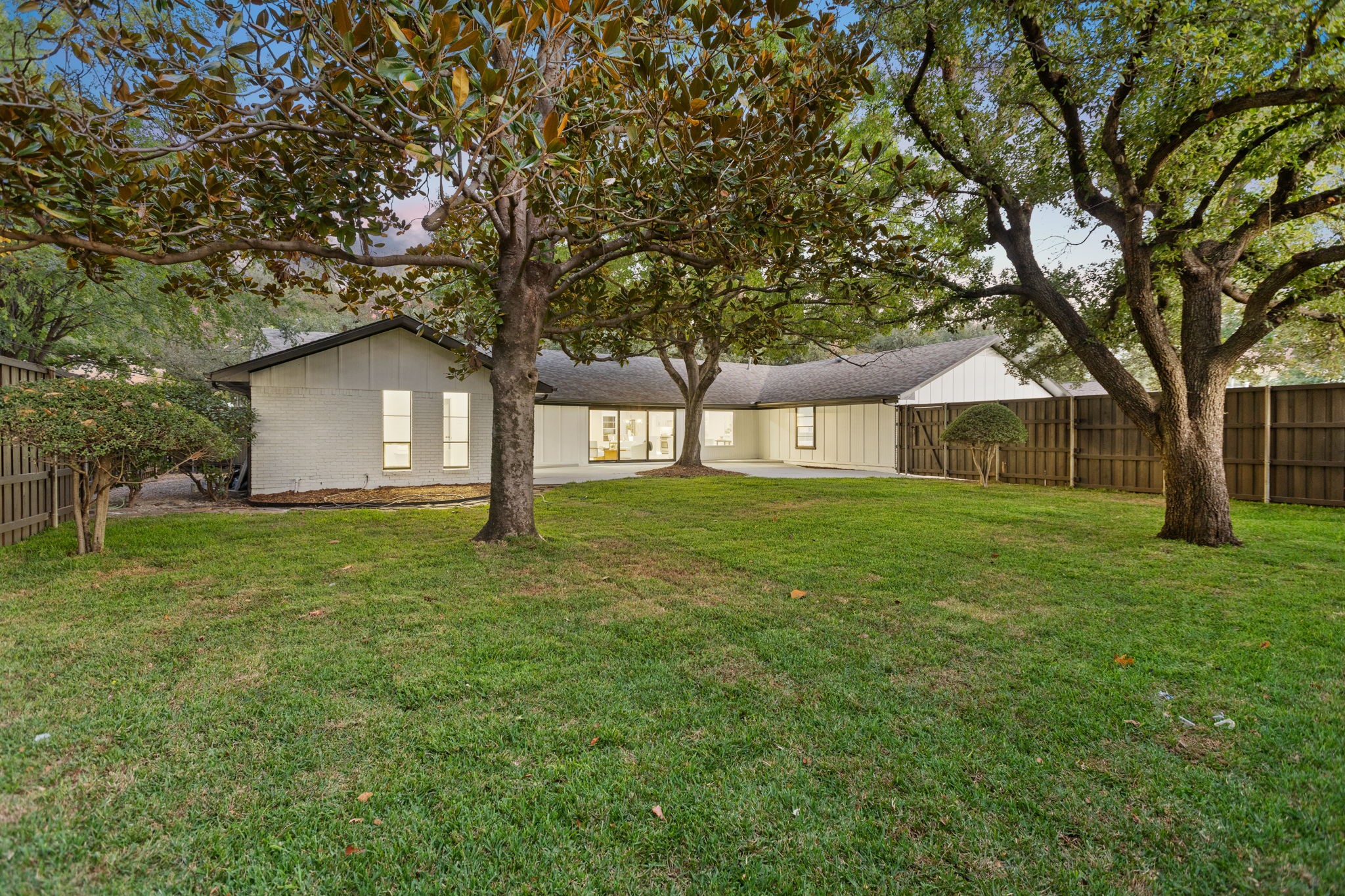 12151 Crestline Avenue Dallas TX 75244