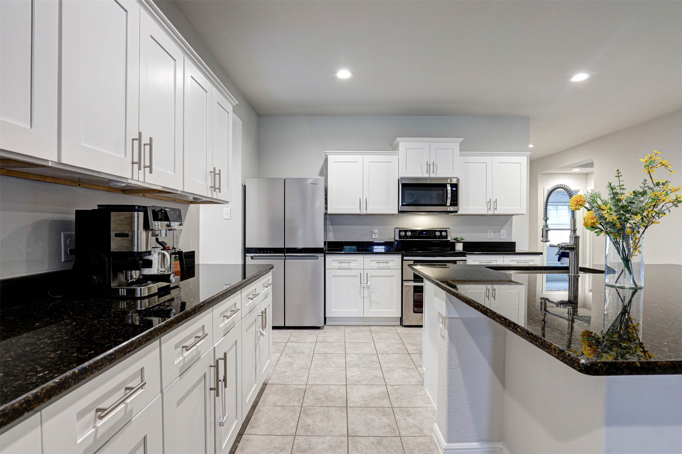 512 Amory Street Azle TX 76020