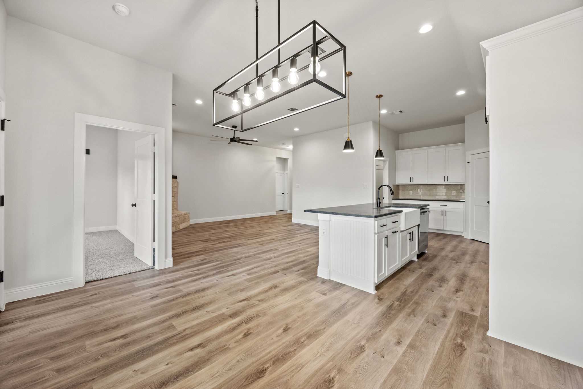 104 Maverick Trail Valley View TX 76272