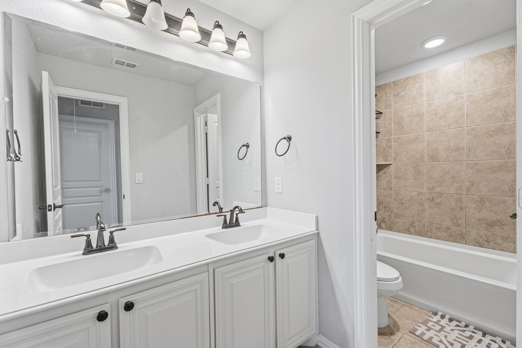 1105 Baynes Drive Mckinney TX 75071