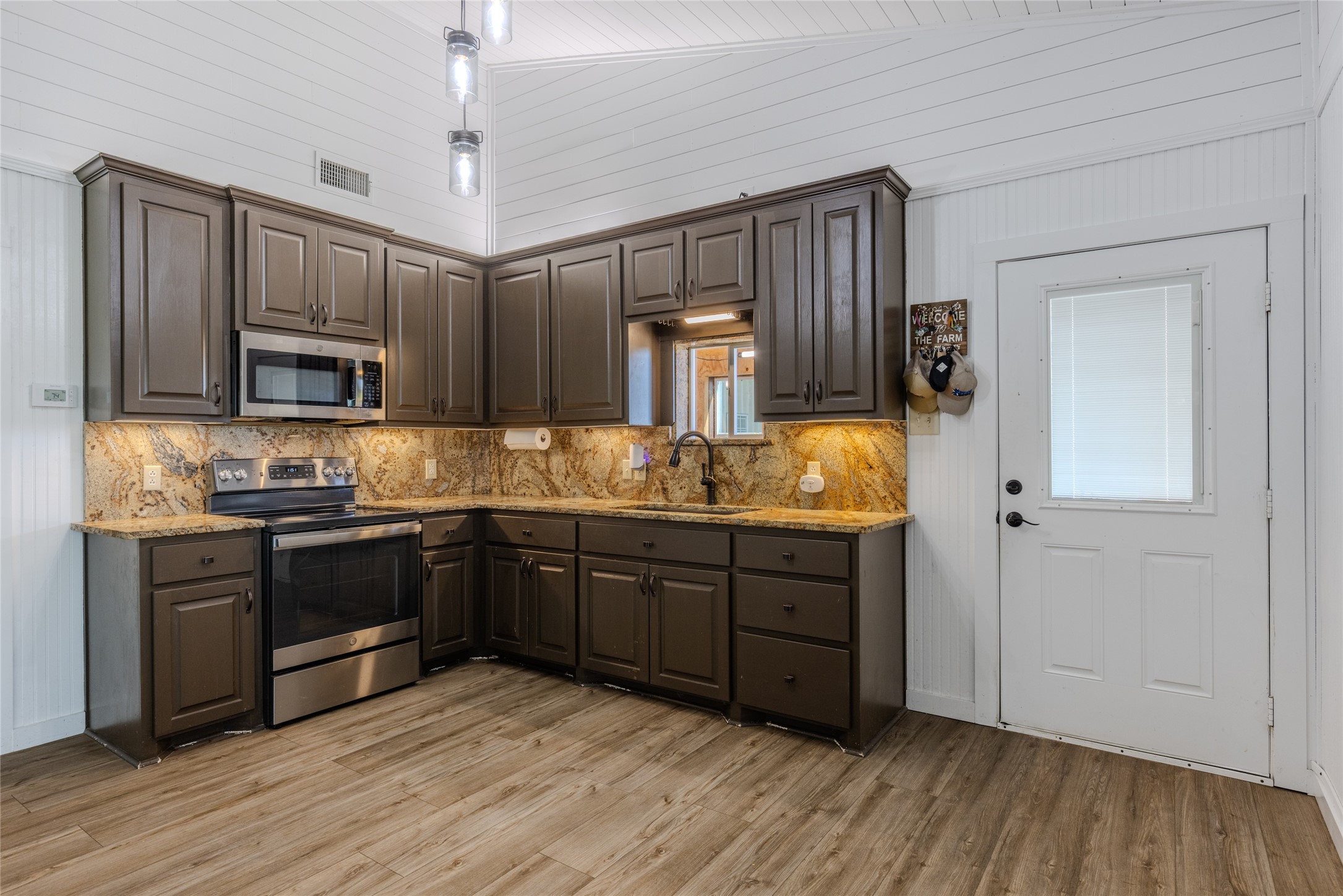 4273 County Road 1112 Brashear TX 75420