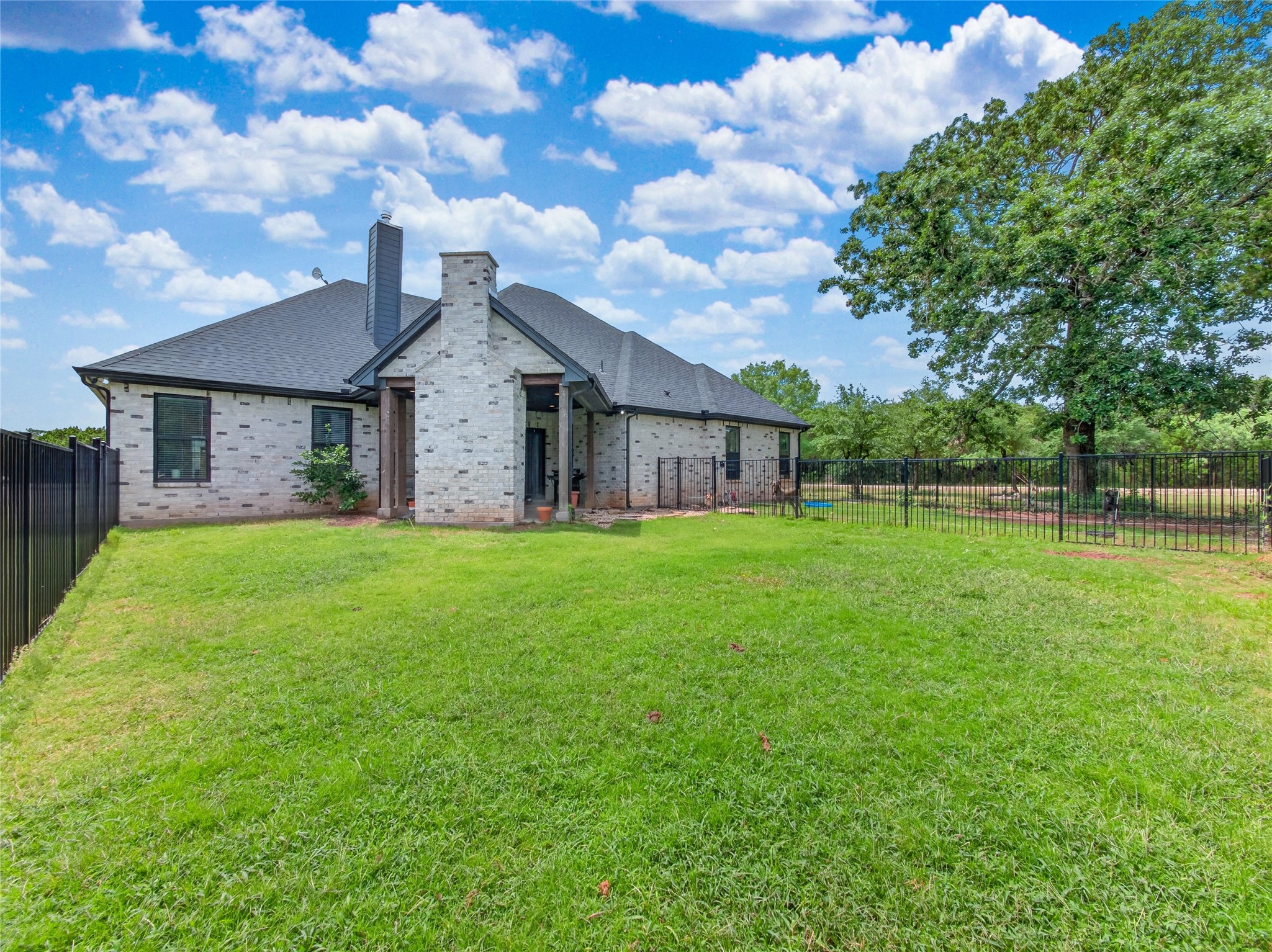 18107 Forrest Drive Whitney TX 76692