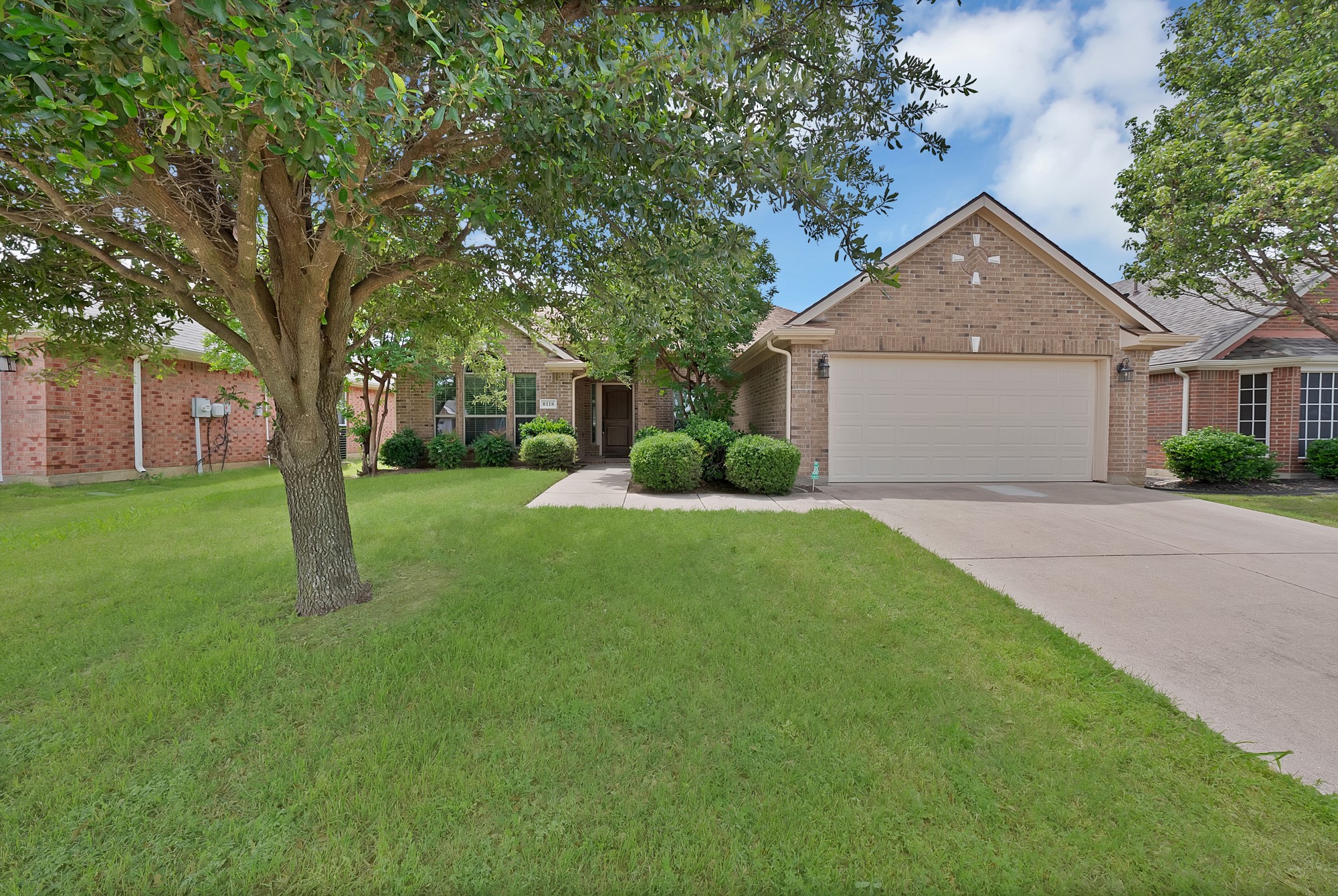 8118 La Frontera Trail Arlington TX 76002