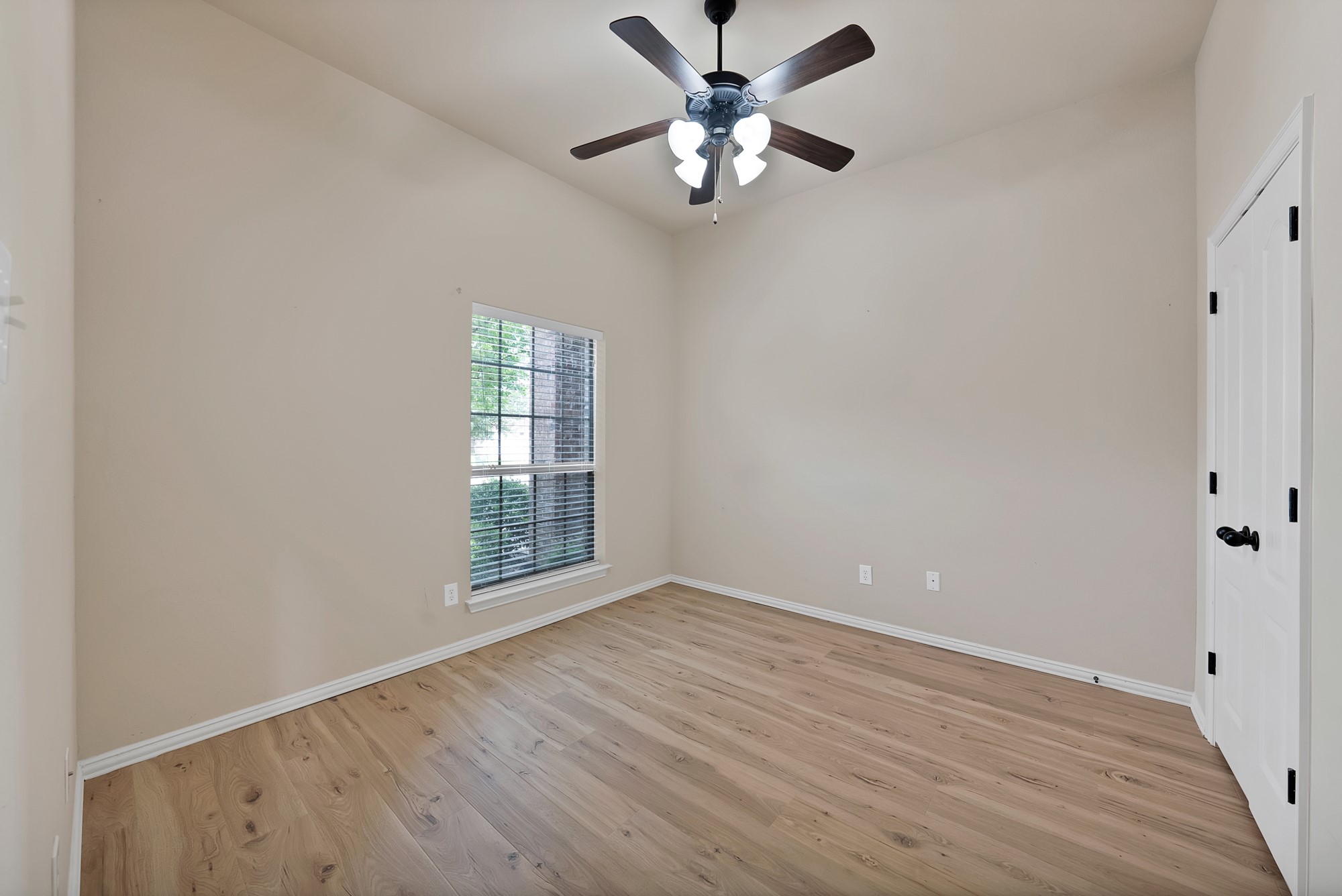 8118 La Frontera Trail Arlington TX 76002
