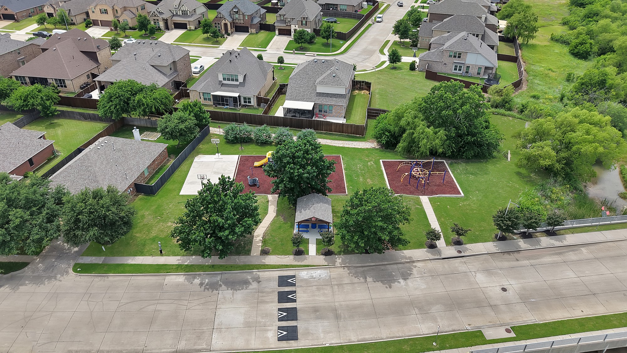 8118 La Frontera Trail Arlington TX 76002