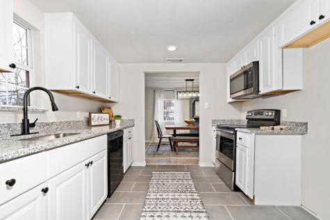 402 W Jefferson Avenue Whitney TX 76692