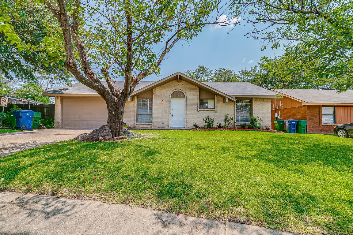 805 Spring Lake Circle Garland TX 75043