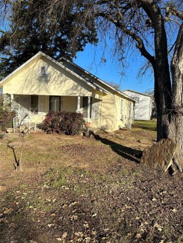 328 W Broadway Street Kennedale TX 76060