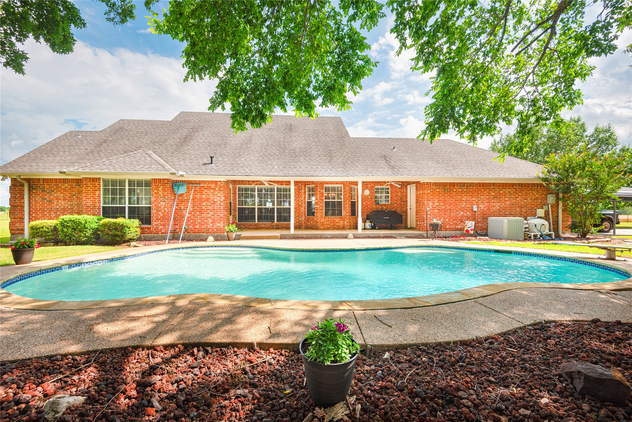 462 County Road 3335 Ladonia TX 75449