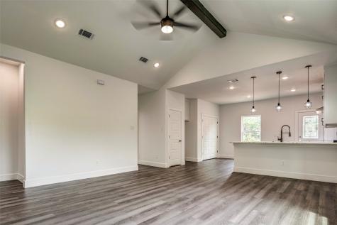 2513 Quail Run Trail Granbury TX 76048