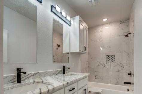 2513 Quail Run Trail Granbury TX 76048