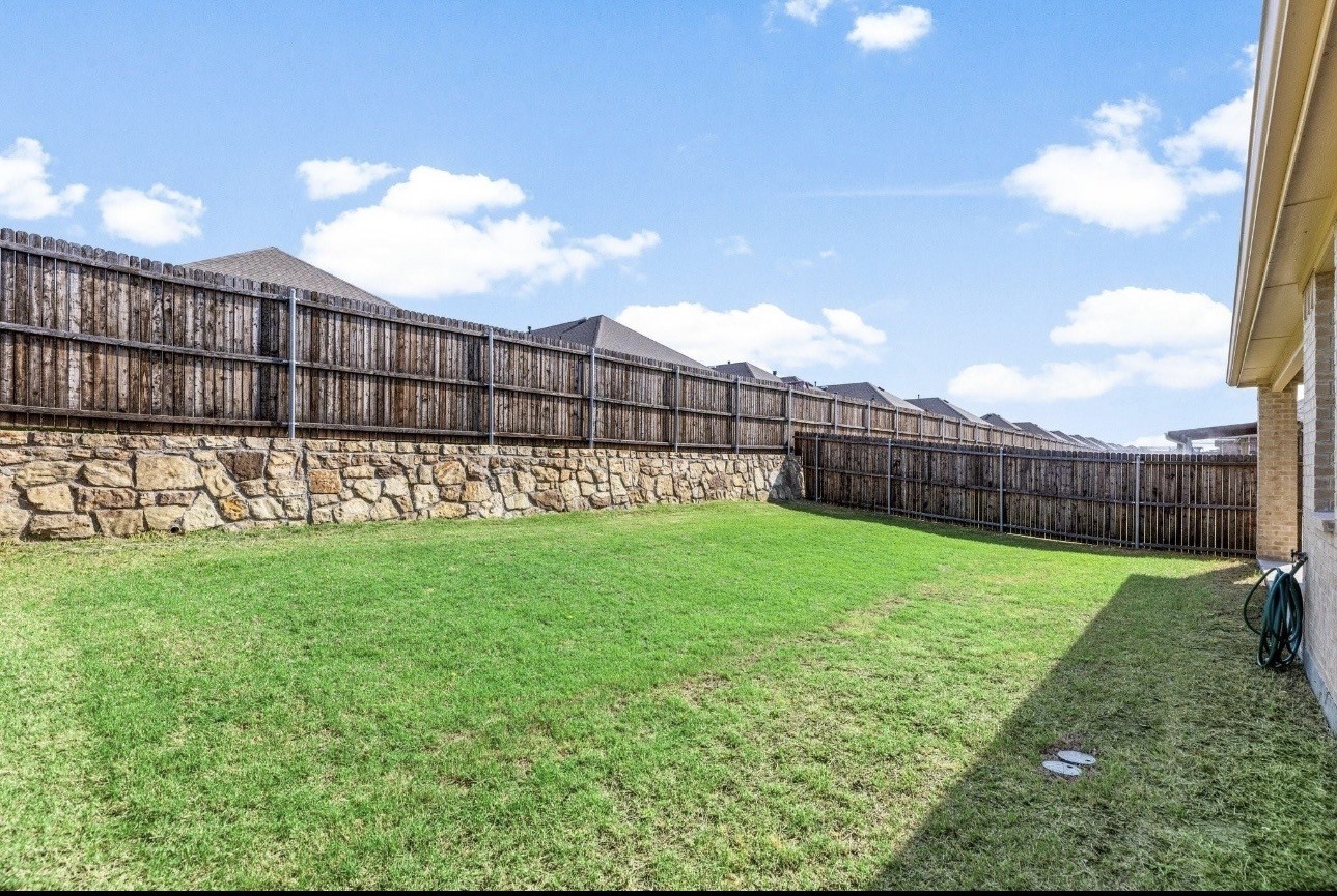 4122 Ellinger Drive Heath TX 75126