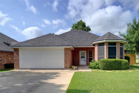 319 W 6th Street Justin TX 76247