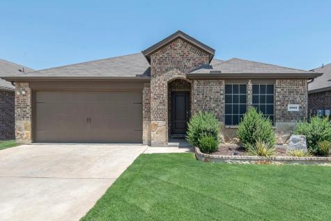 1005 Poinsettia Boulevard Denton TX 76209