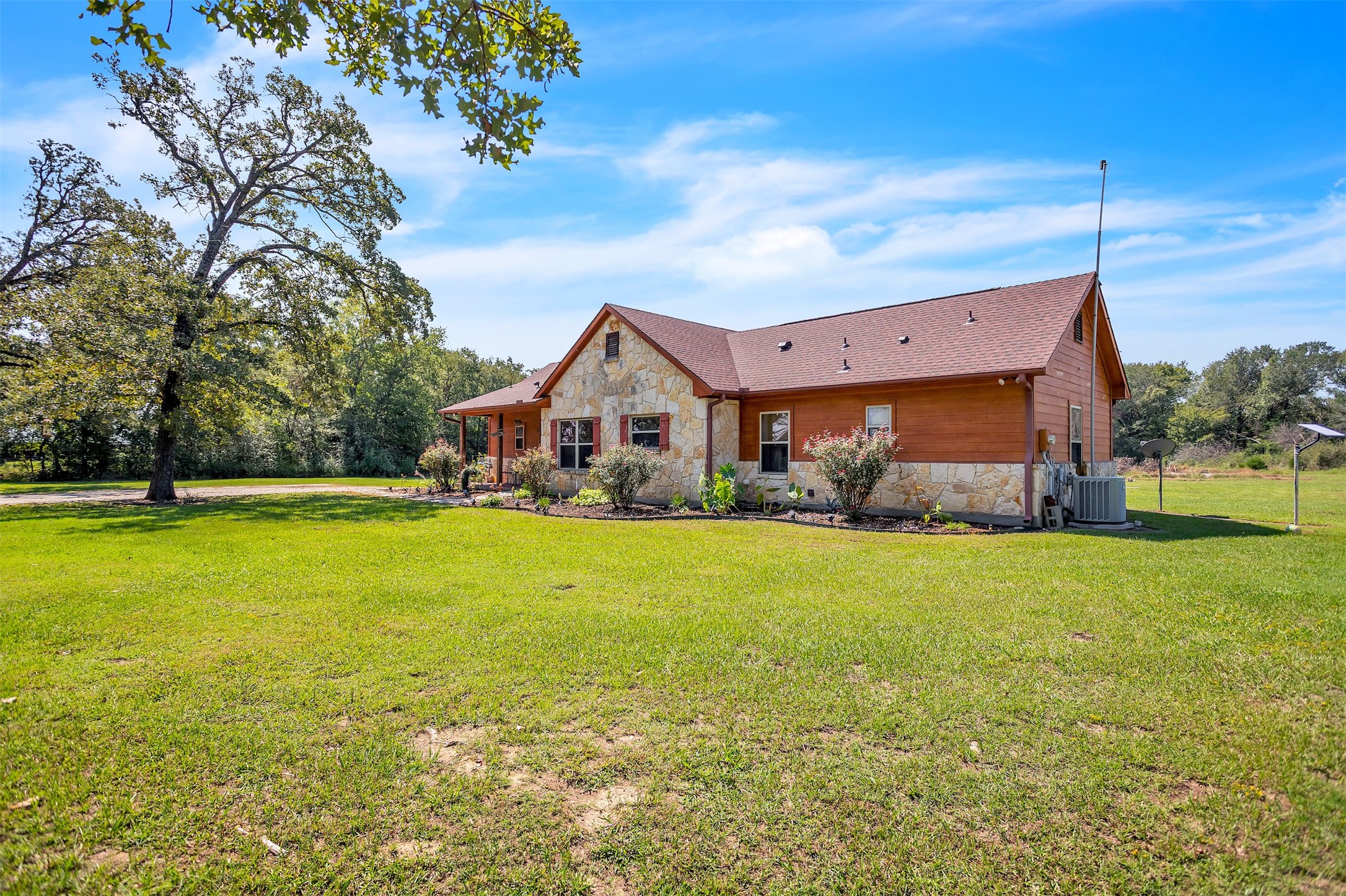 899 Fcr Teague TX 75860