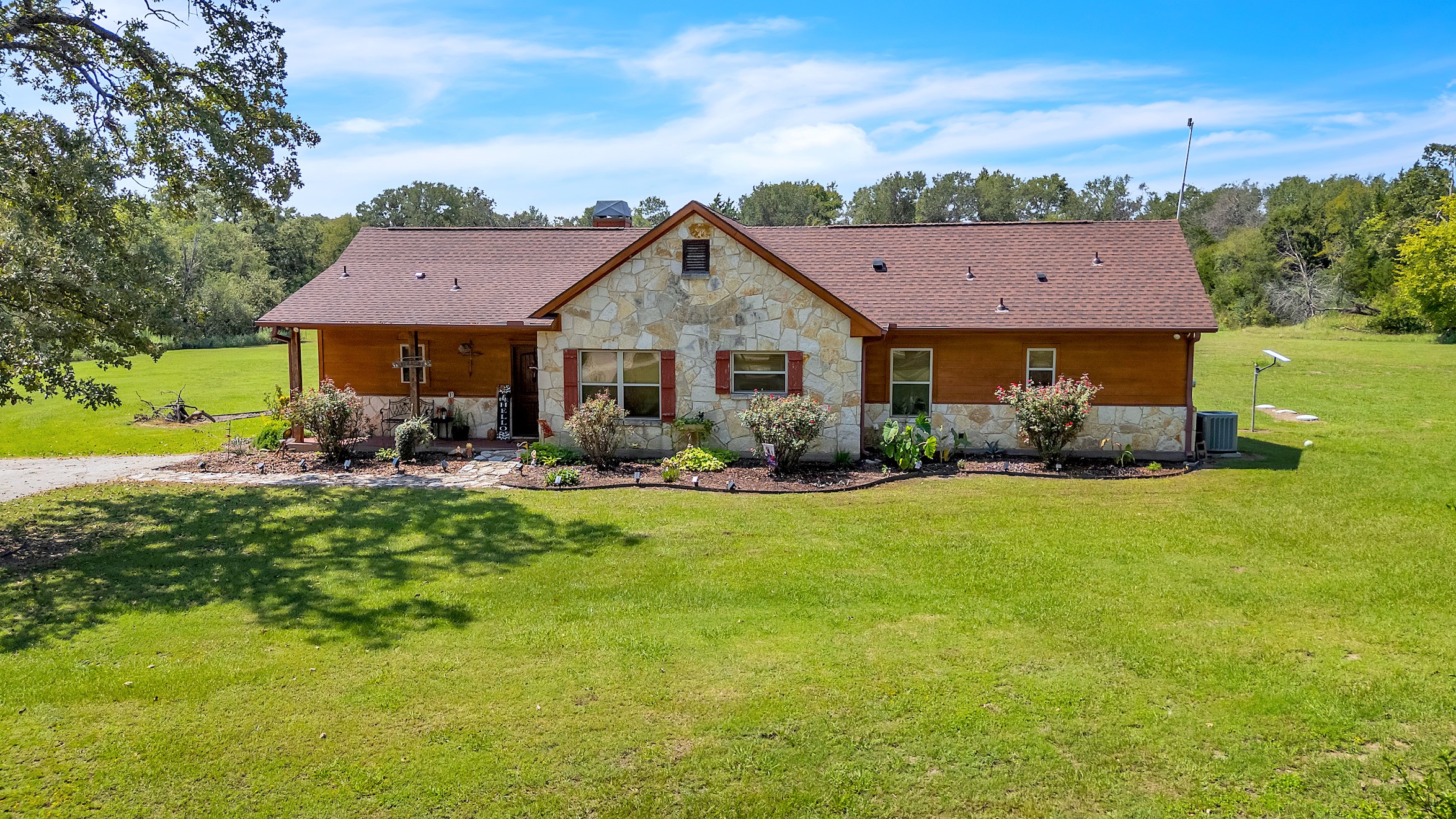 899 Fcr Teague TX 75860