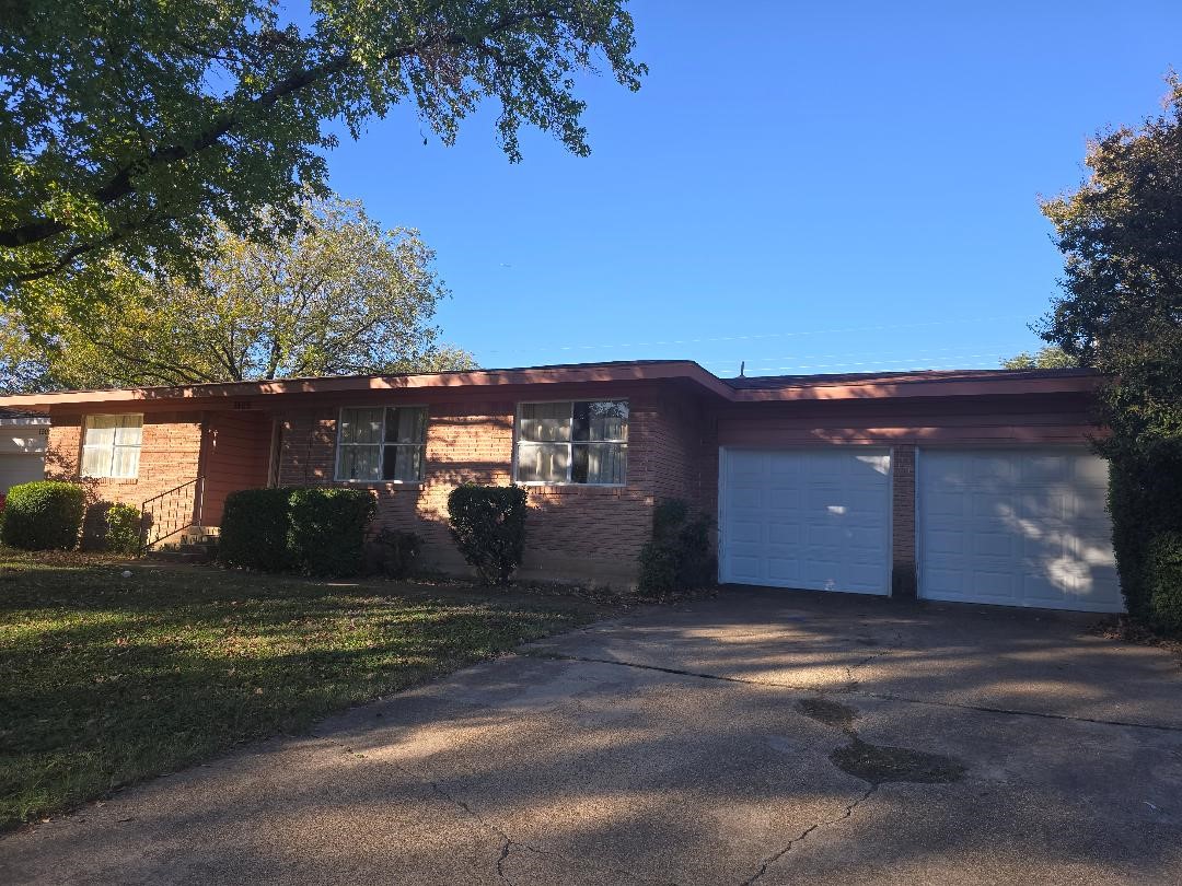 1409 Westwood Drive Irving TX 75060