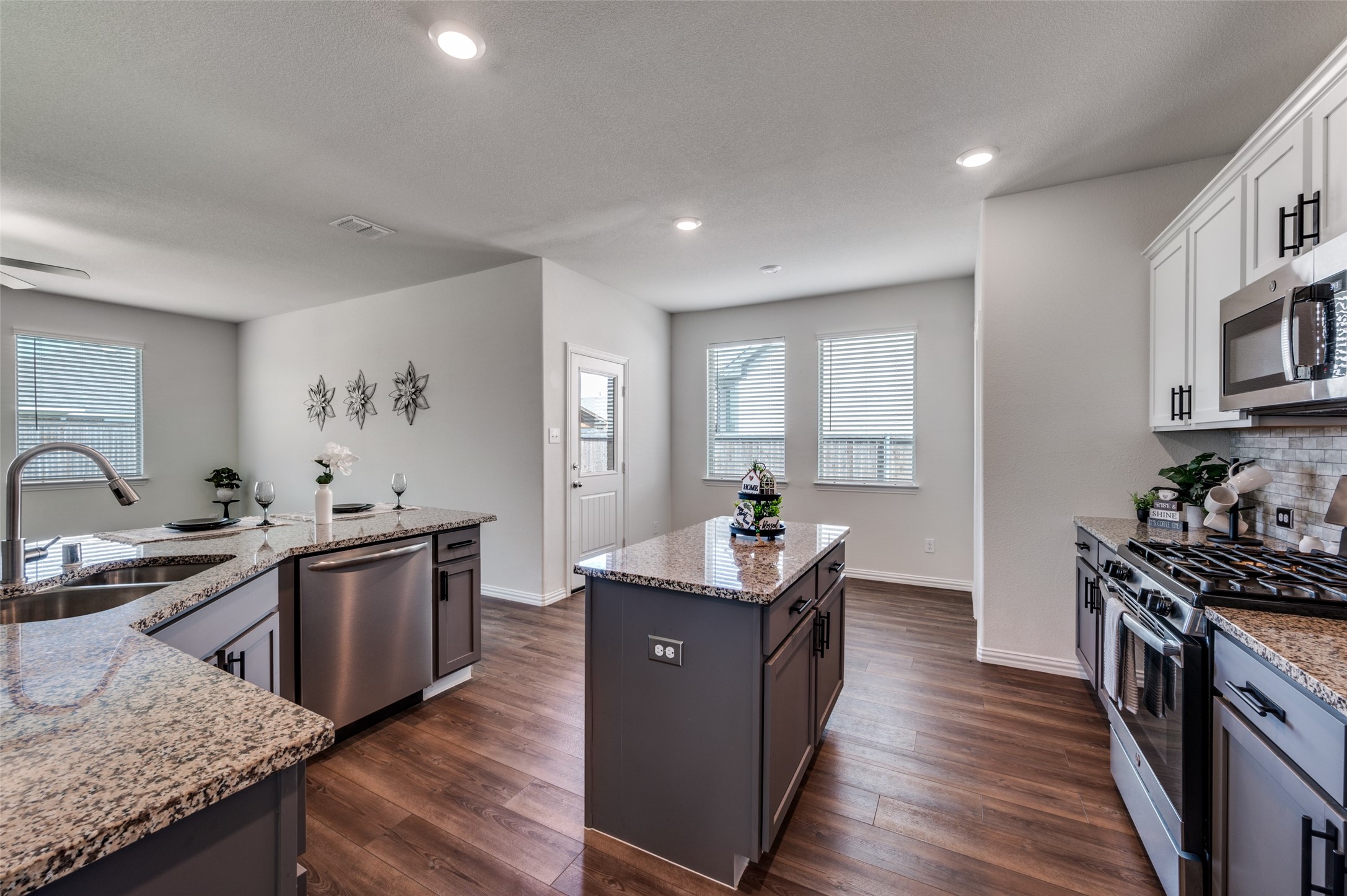 6033 Hightower Street Celina TX 76227