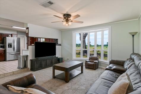 800 Vz County Road 4105 Canton TX 75103