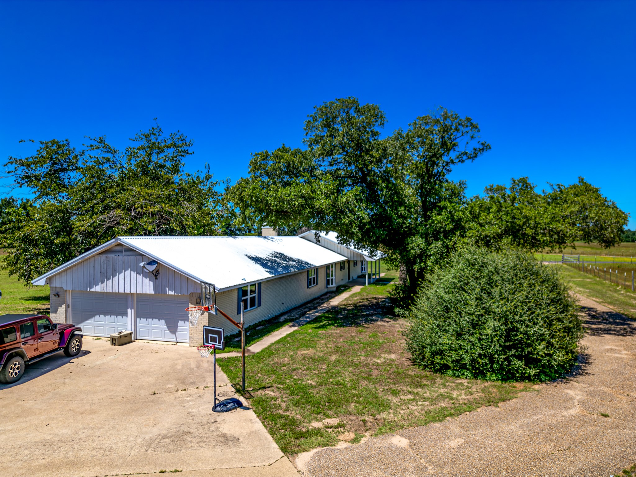 800 Vz County Road 4105 Canton TX 75103