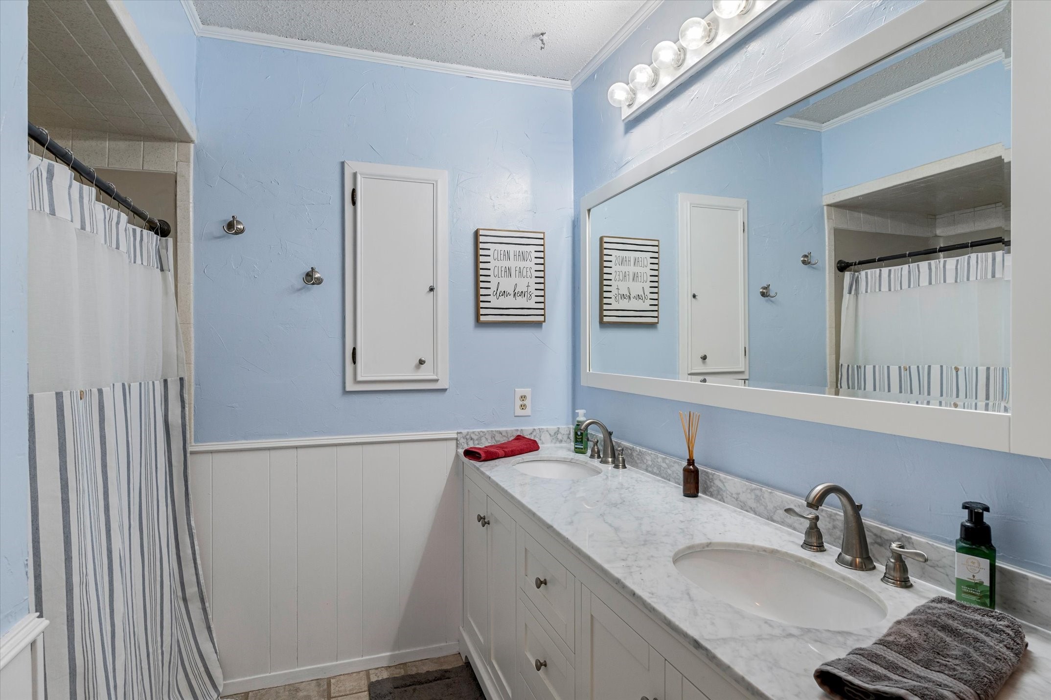 800 Vz County Road 4105 Canton TX 75103