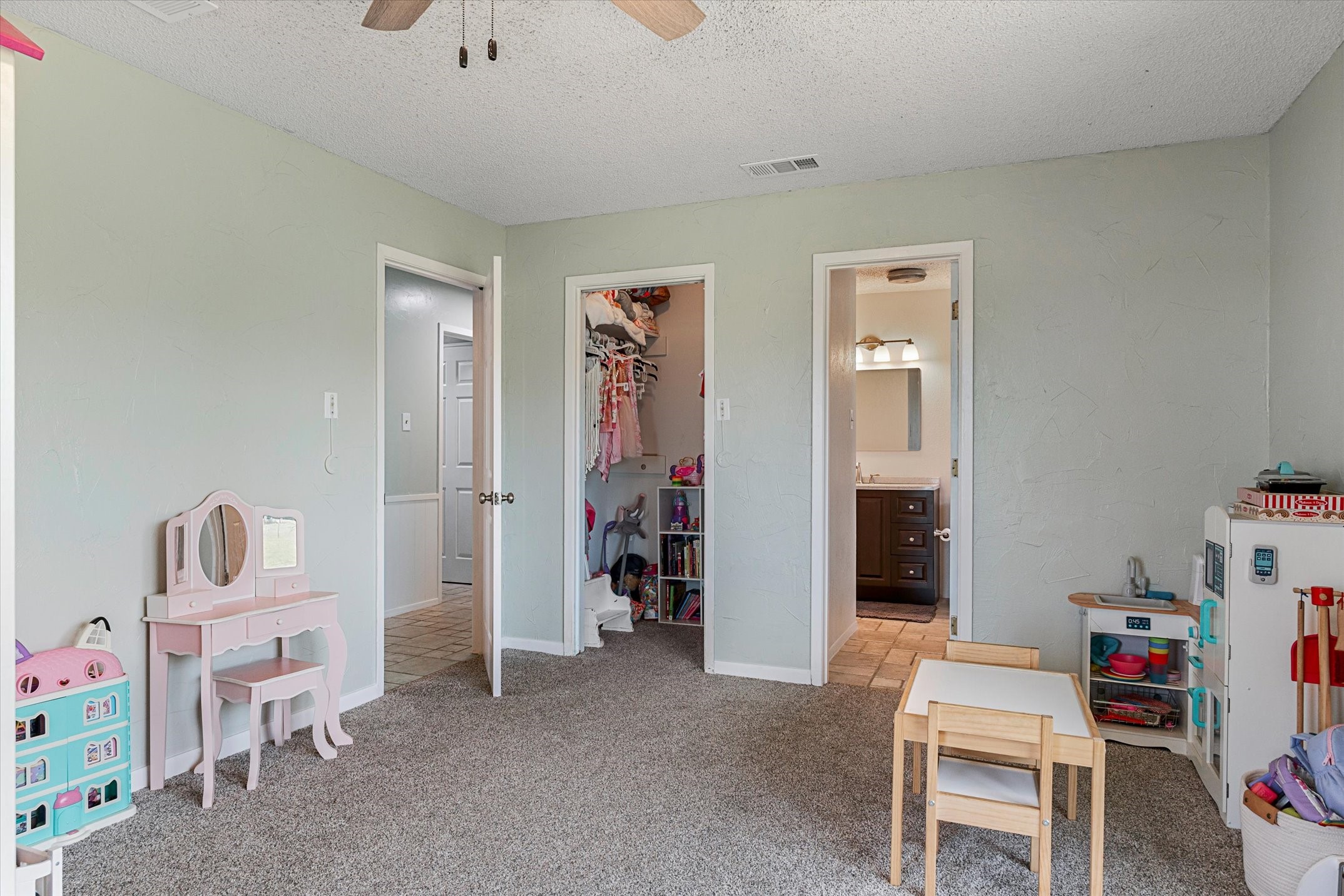800 Vz County Road 4105 Canton TX 75103