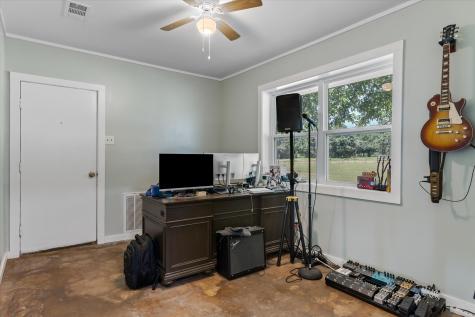 800 Vz County Road 4105 Canton TX 75103