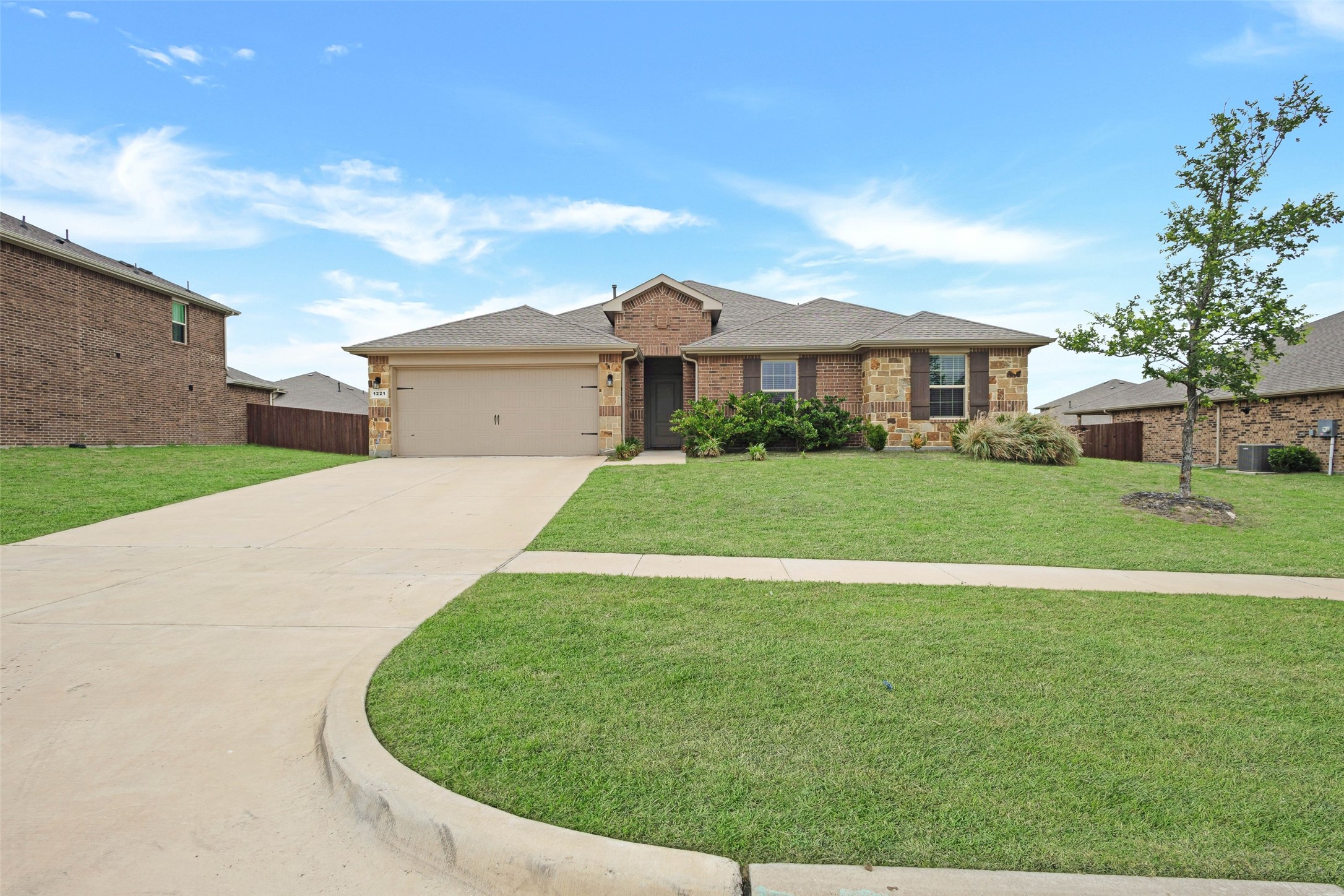 1221 Rolling Meadows Drive Cedar Hill TX 75104
