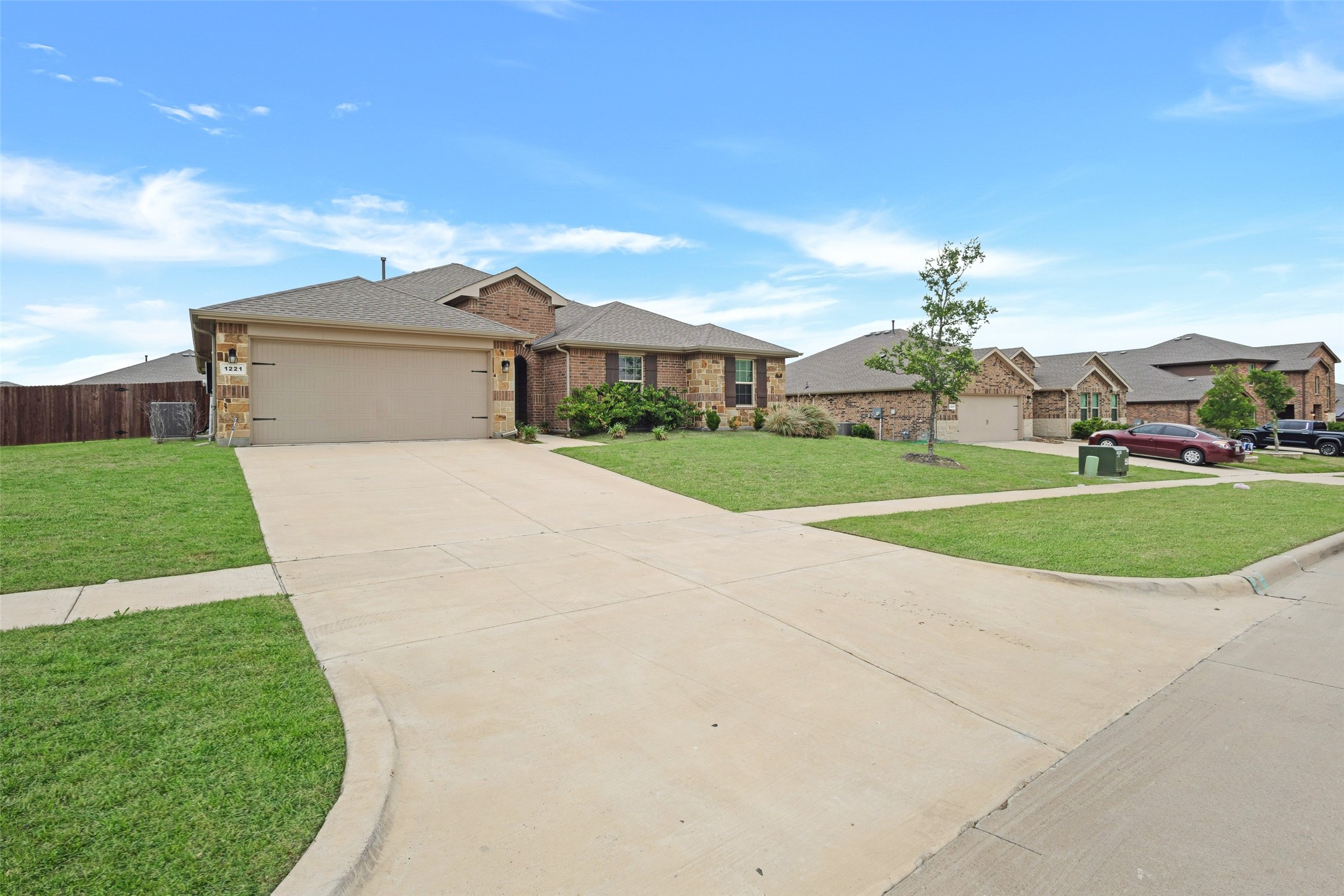 1221 Rolling Meadows Drive Cedar Hill TX 75104