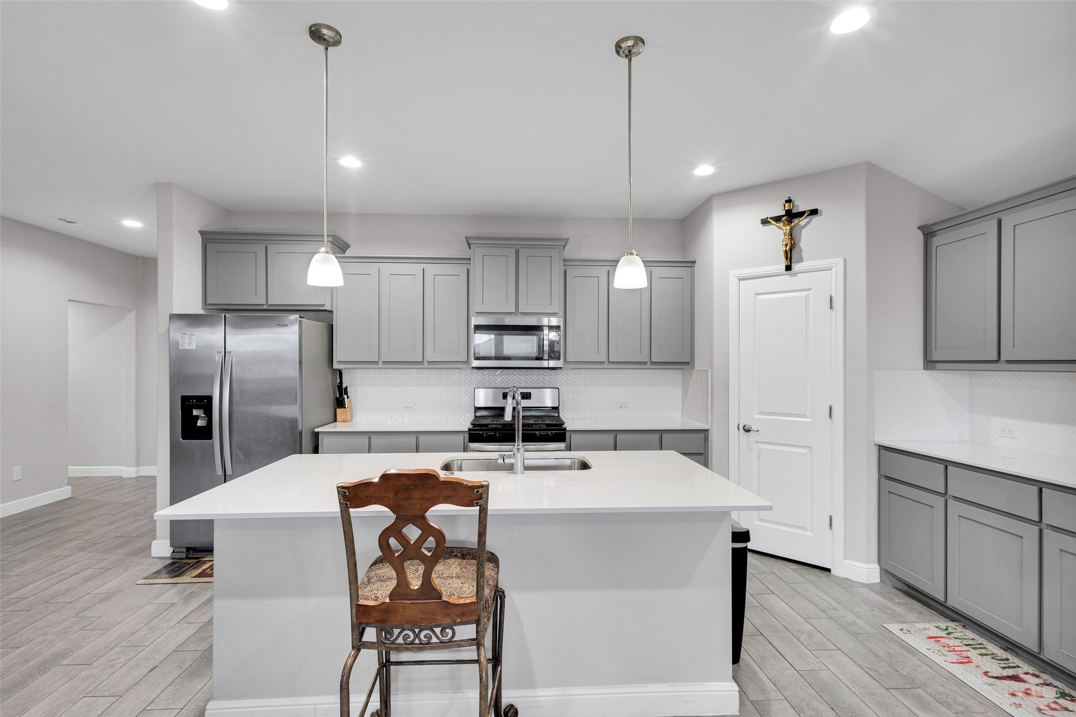 1221 Rolling Meadows Drive Cedar Hill TX 75104