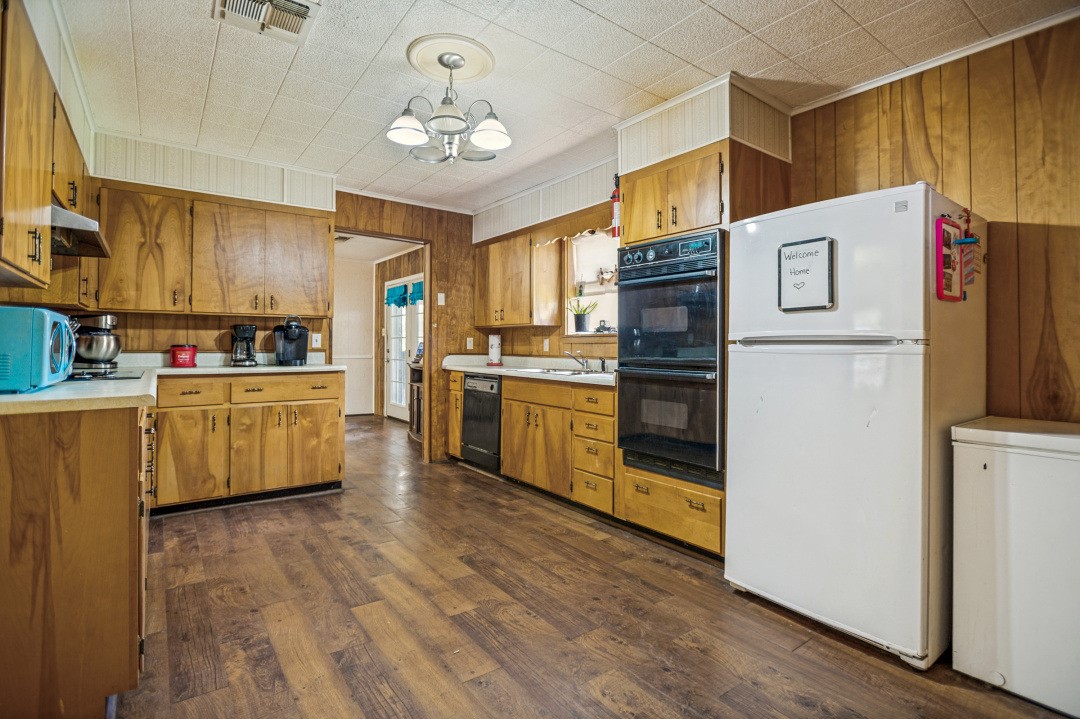 683 Us Highway 84 W Teague TX 75860