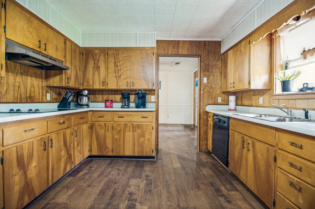 683 Us Highway 84 W Teague TX 75860